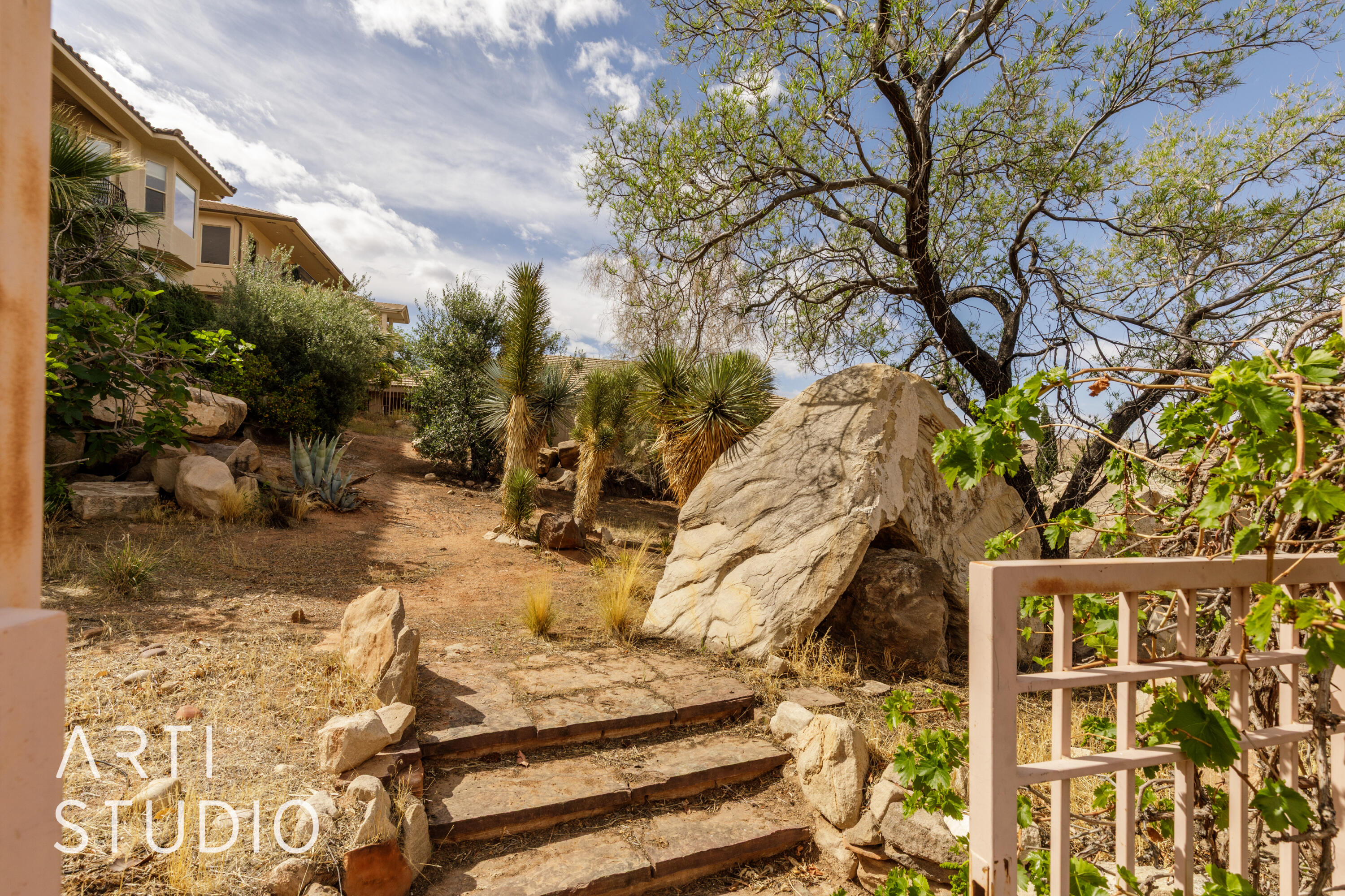 TAMARACK RIDGE ESTATES - Residential