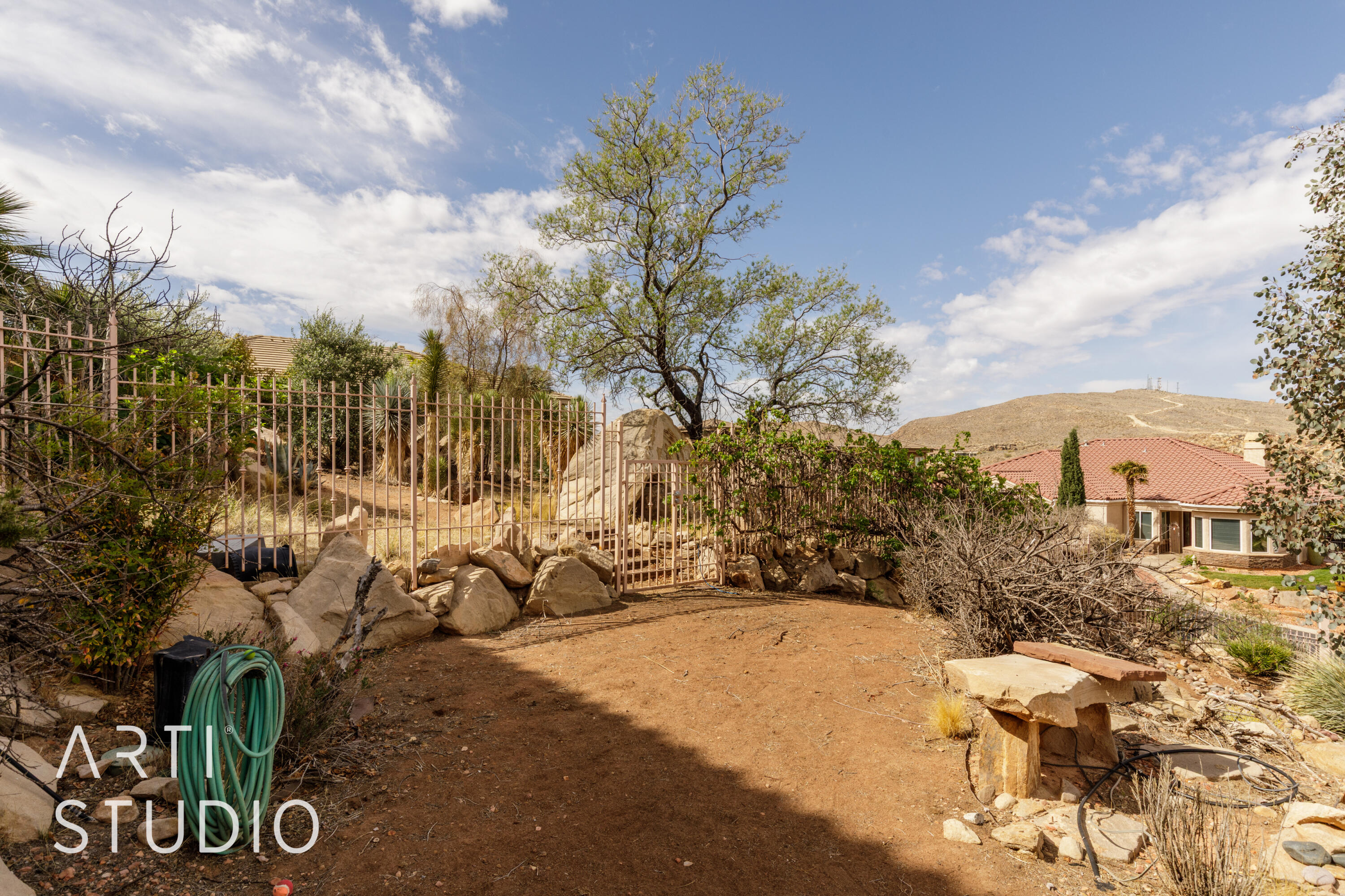 TAMARACK RIDGE ESTATES - Residential