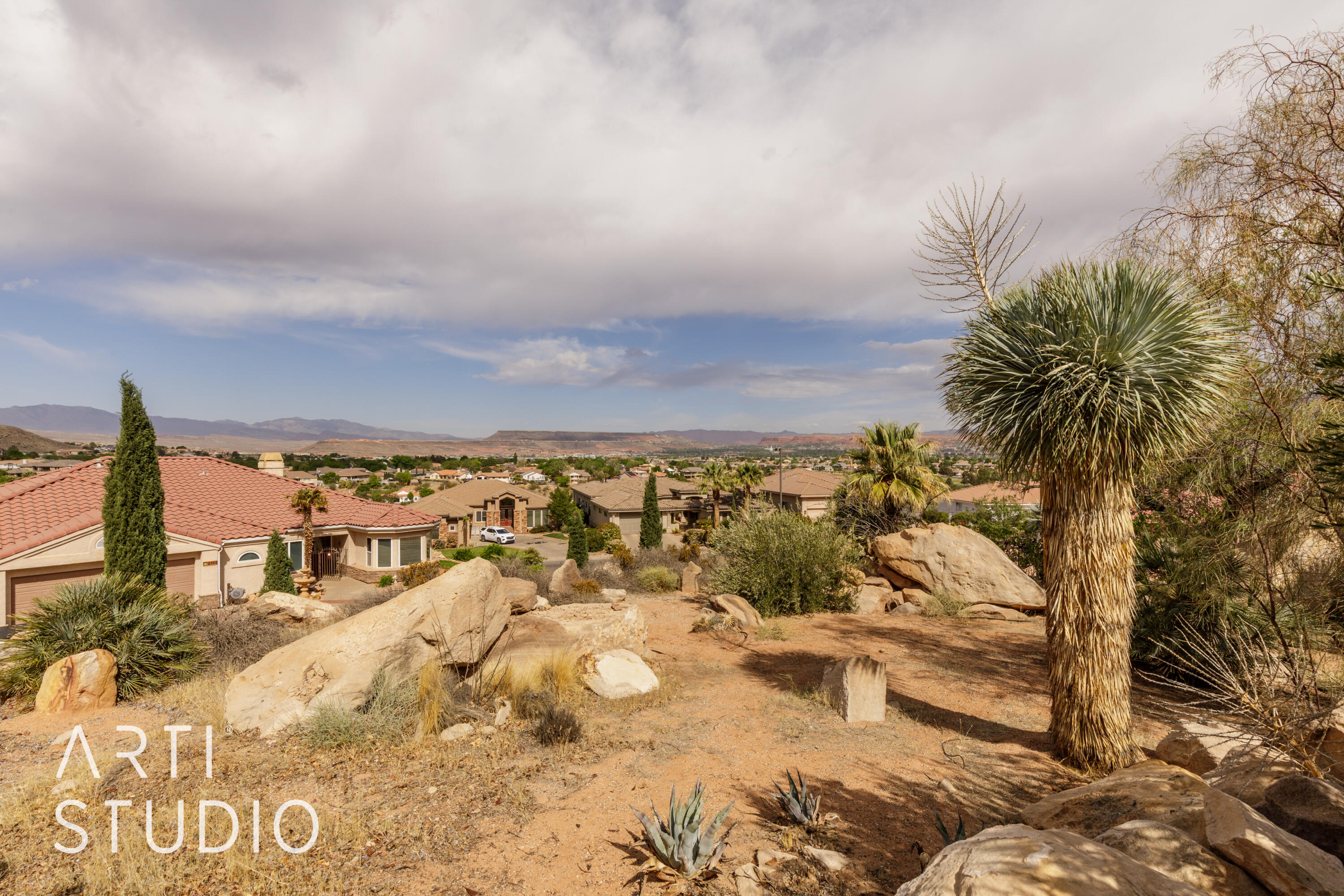 TAMARACK RIDGE ESTATES - Residential