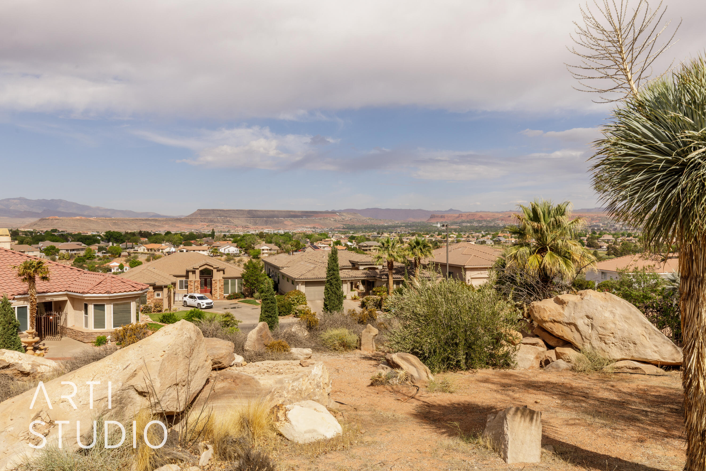 TAMARACK RIDGE ESTATES - Residential