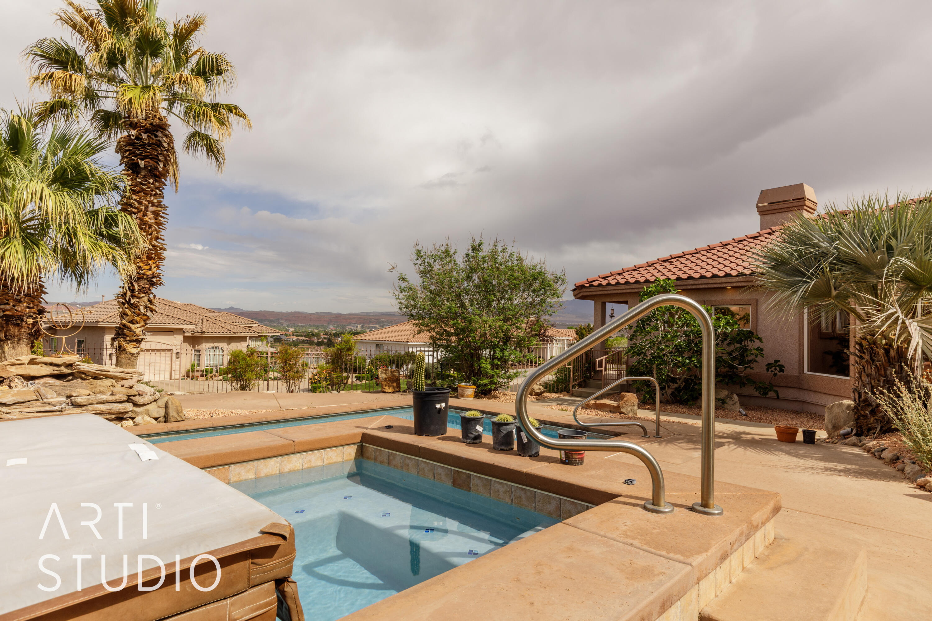 TAMARACK RIDGE ESTATES - Residential