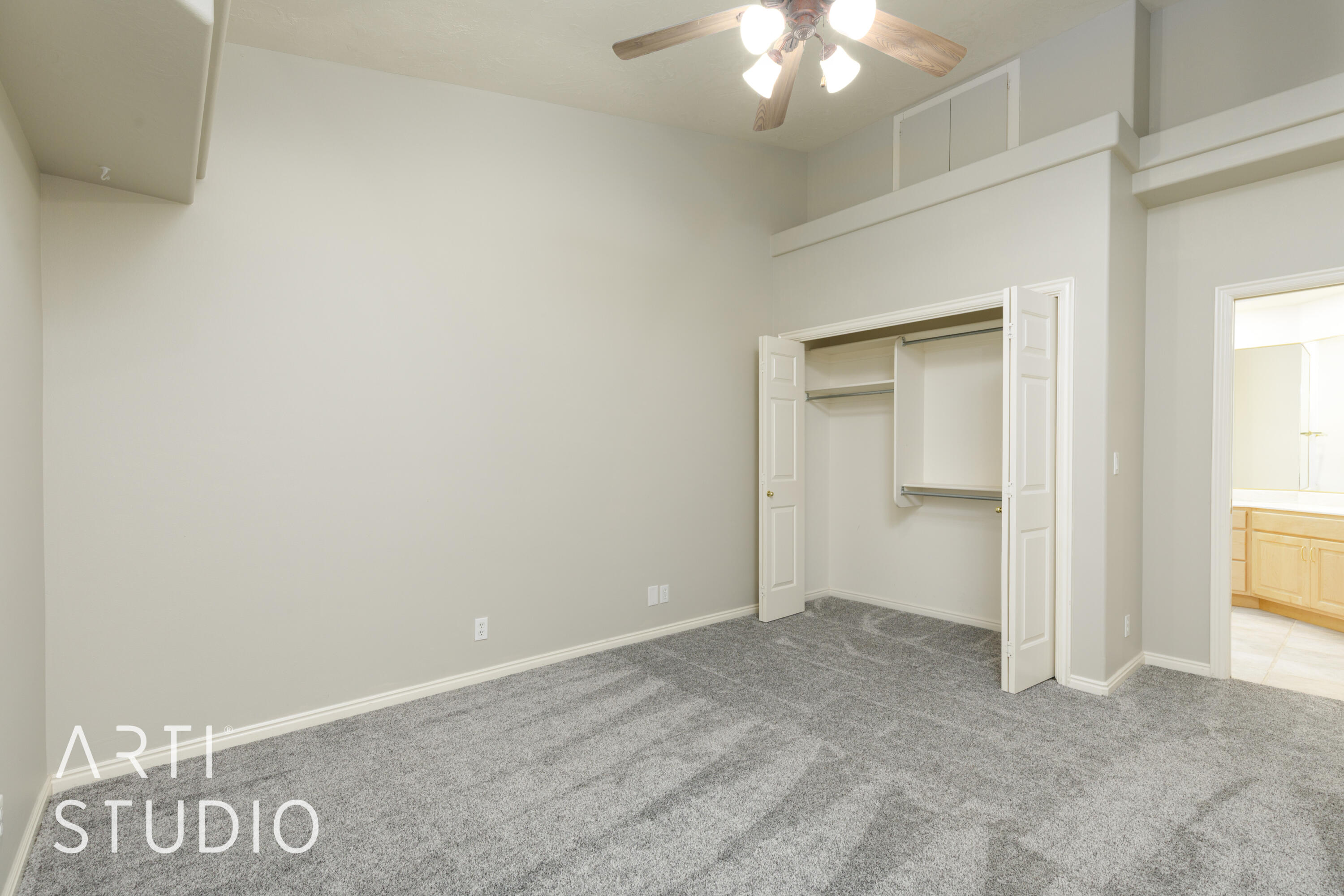 TAMARACK RIDGE ESTATES - Residential