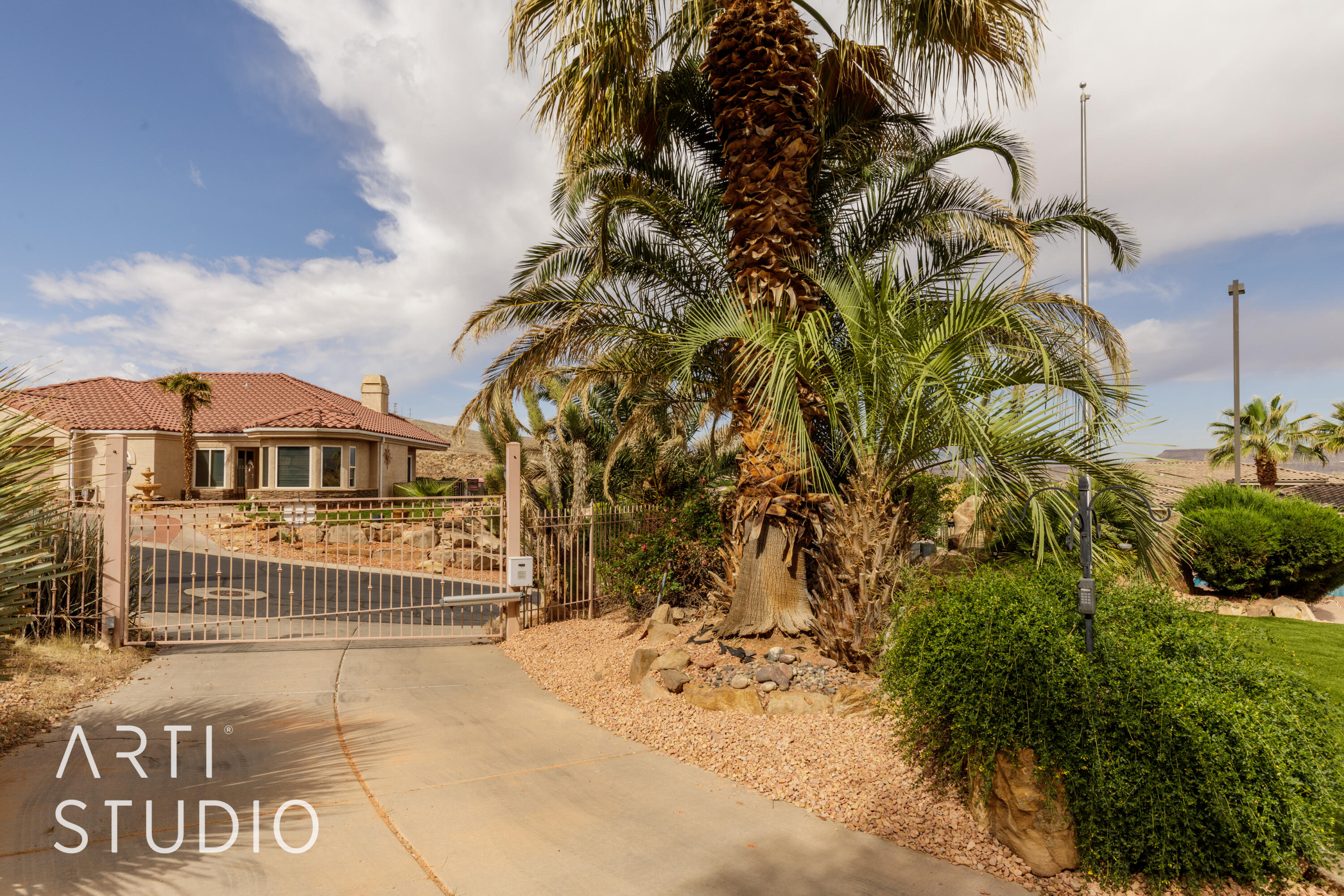 TAMARACK RIDGE ESTATES - Residential