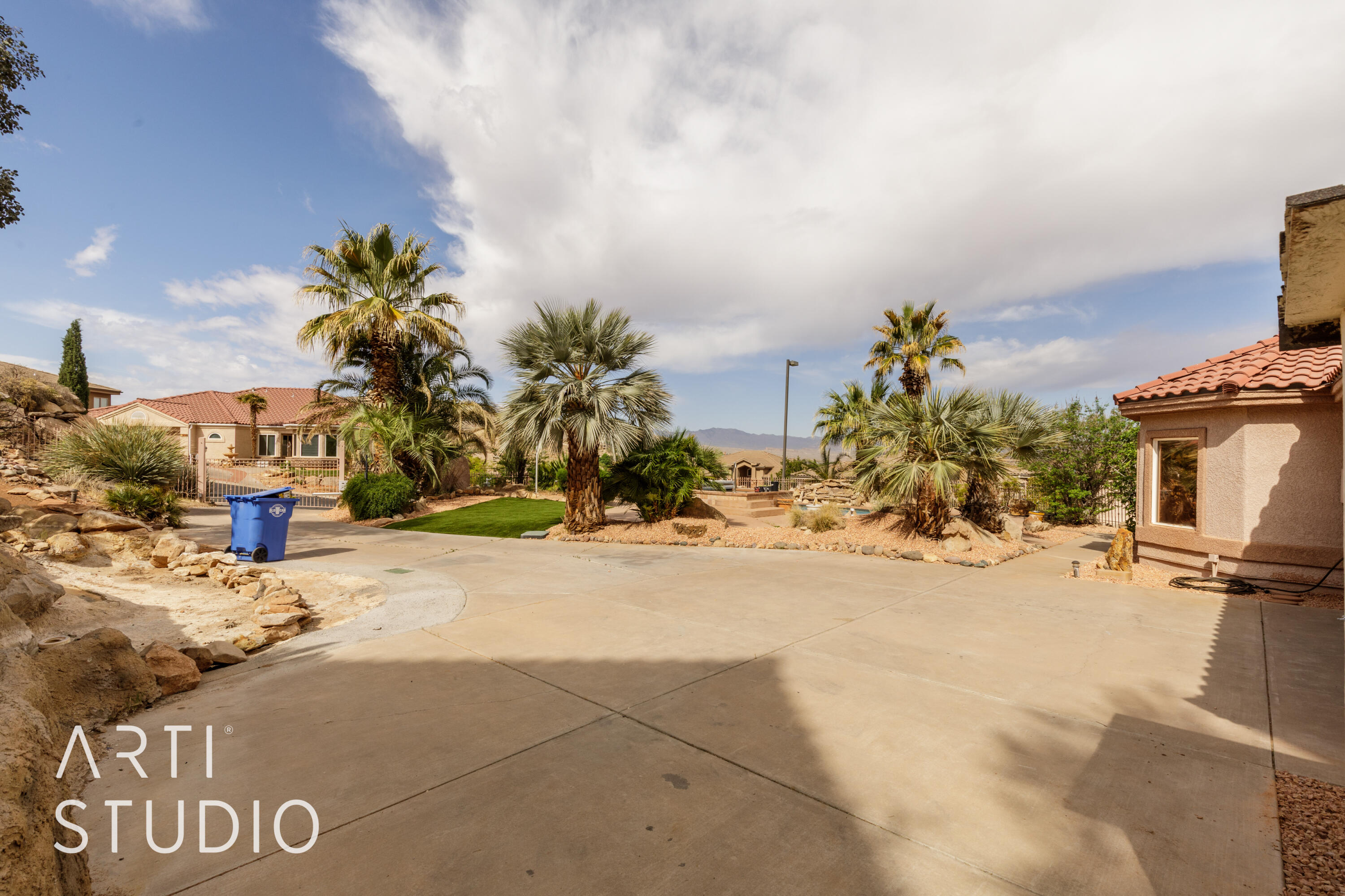 TAMARACK RIDGE ESTATES - Residential