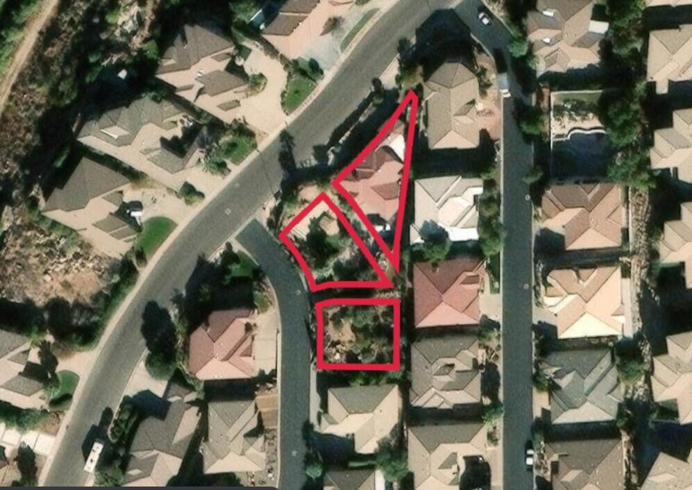 TAMARACK RIDGE ESTATES - Residential