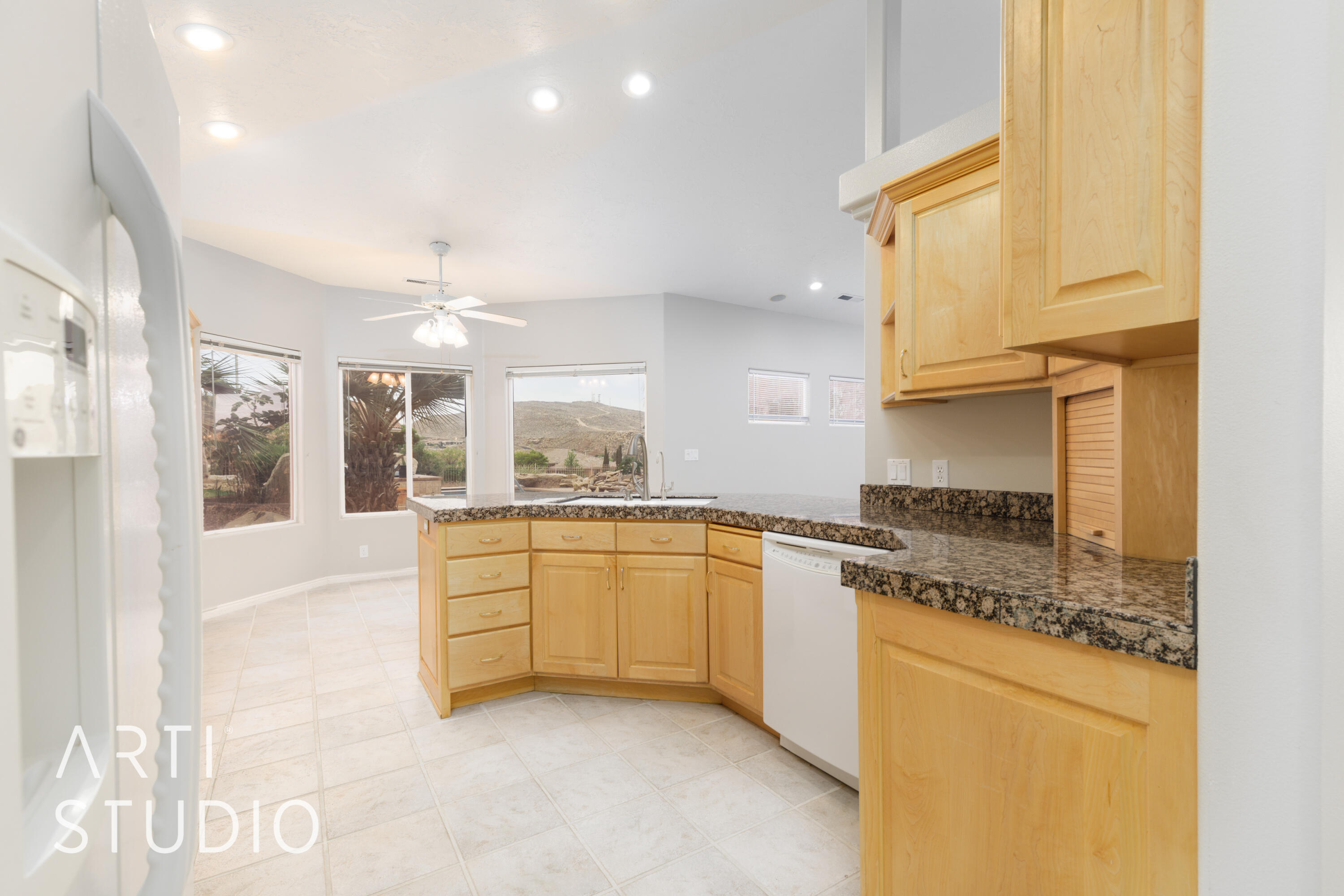 TAMARACK RIDGE ESTATES - Residential