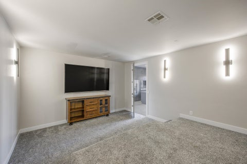 Tiny photo for 1840 Red Mountain DR, Santa Clara, UT 84765 (MLS # 26-275893)