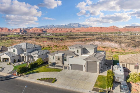 Tiny photo for 1840 Red Mountain DR, Santa Clara, UT 84765 (MLS # 26-275893)
