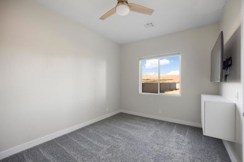 Tiny photo for 1840 Red Mountain DR, Santa Clara, UT 84765 (MLS # 26-275893)
