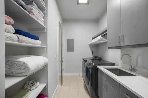 Tiny photo for 1840 Red Mountain DR, Santa Clara, UT 84765 (MLS # 26-275893)