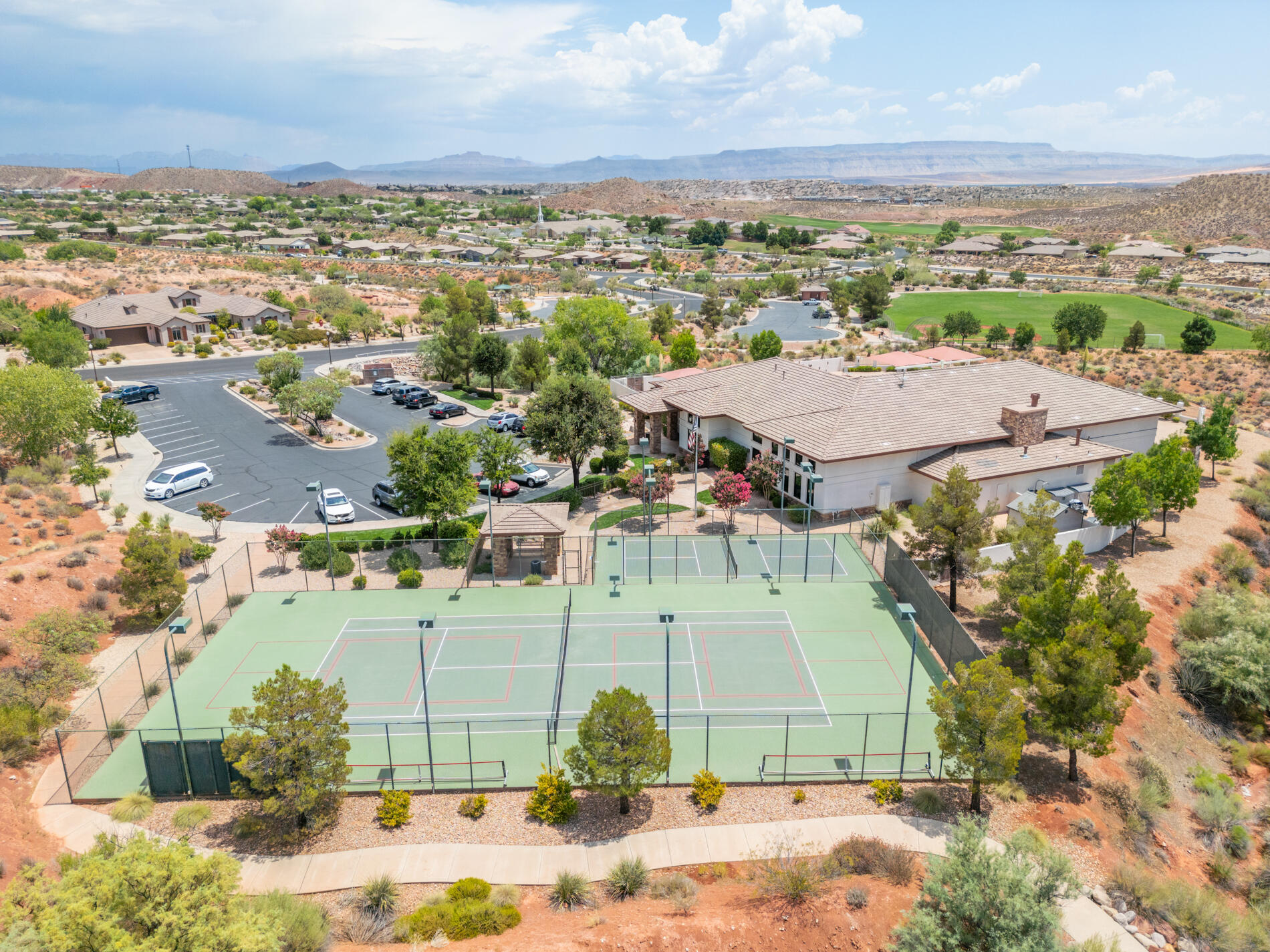 CORAL CANYON - Residential