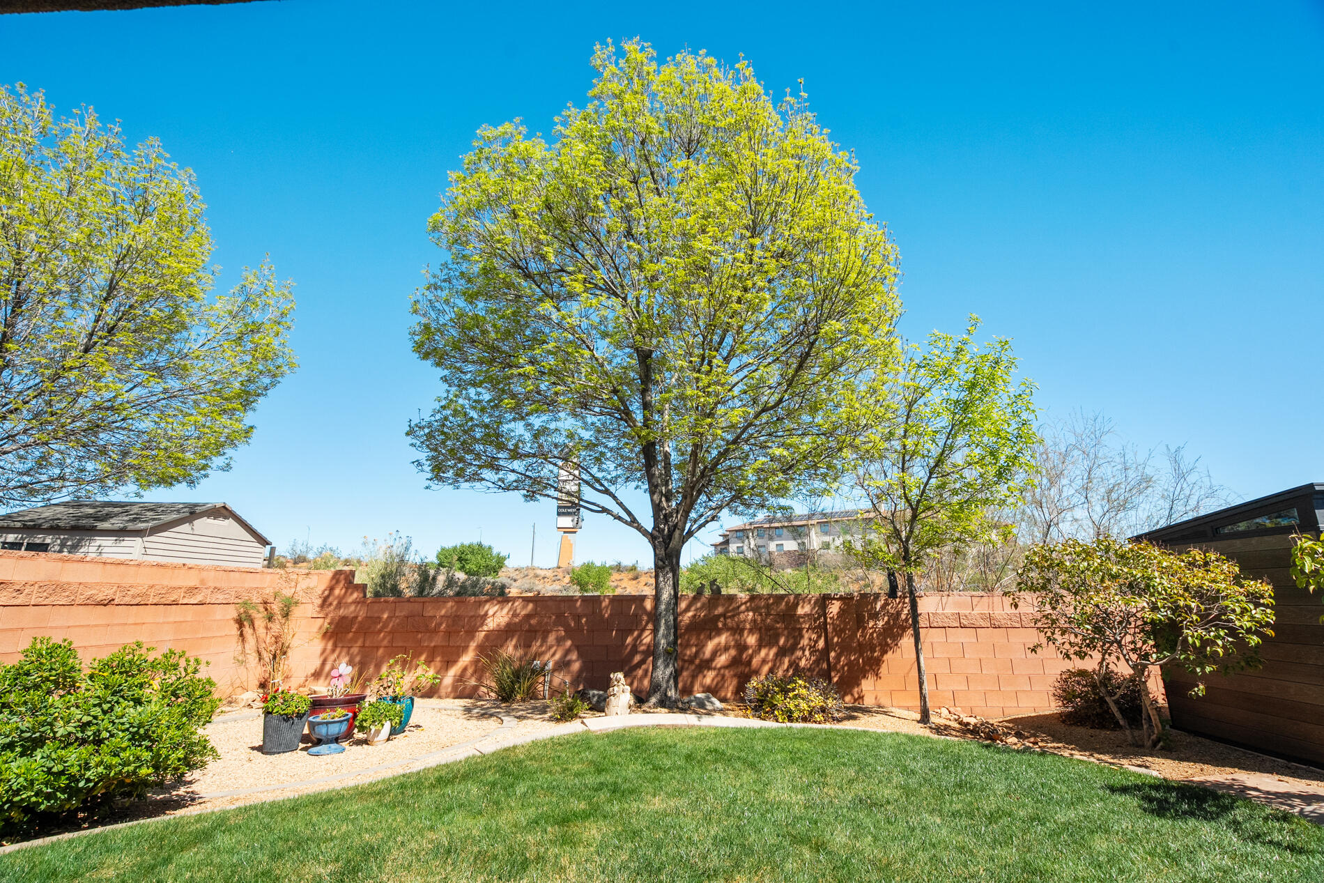 CORAL CANYON - Residential