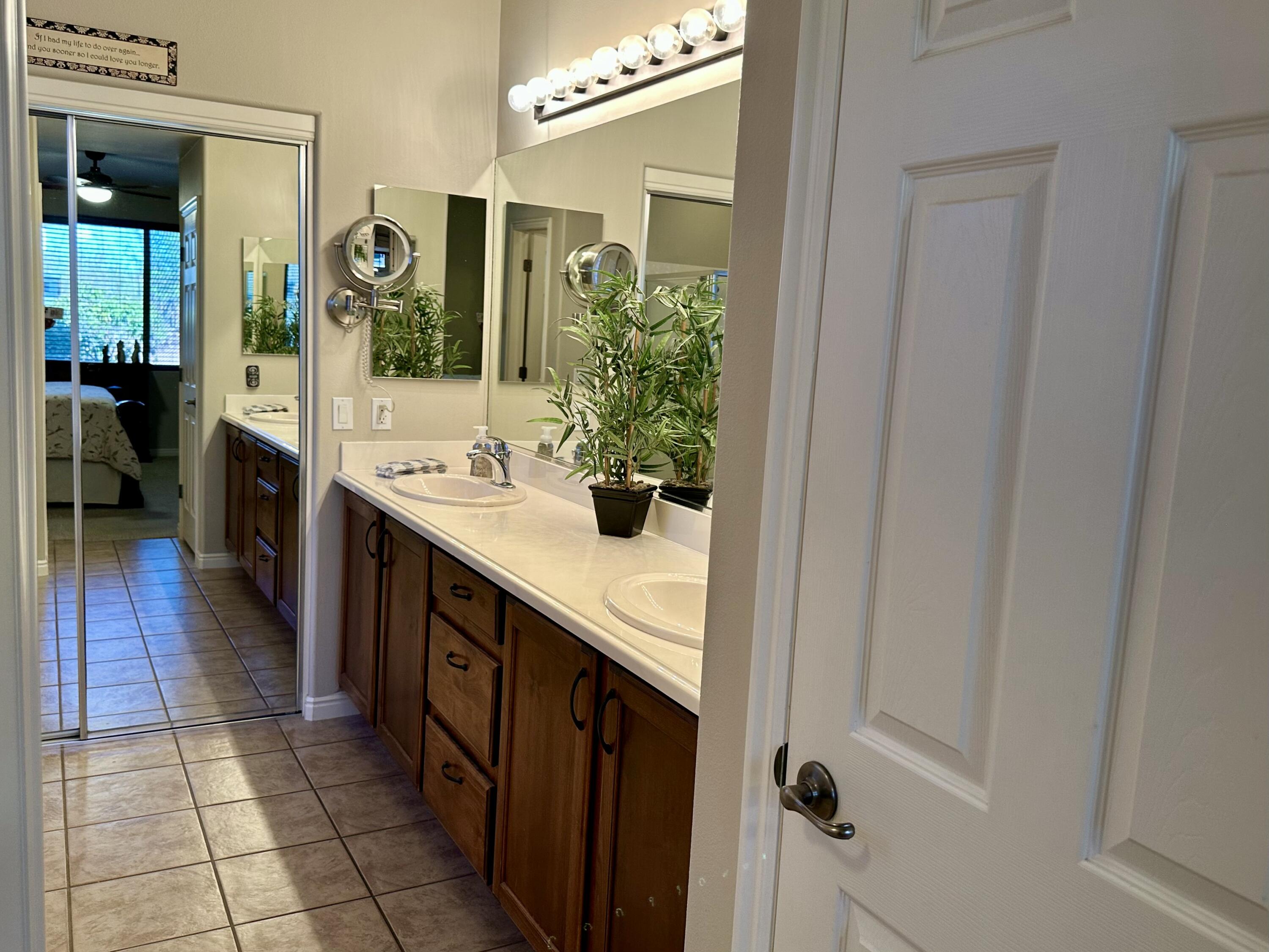 CORAL CANYON - Residential