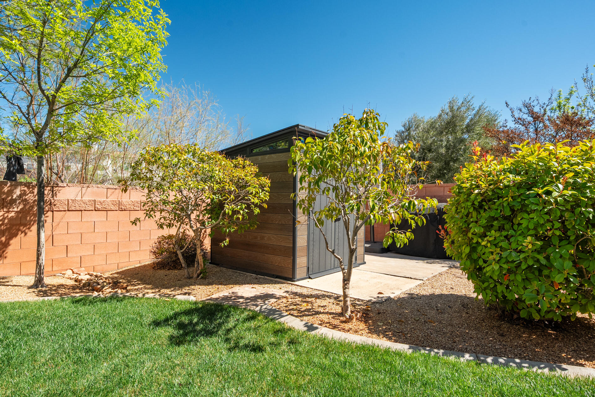 CORAL CANYON - Residential