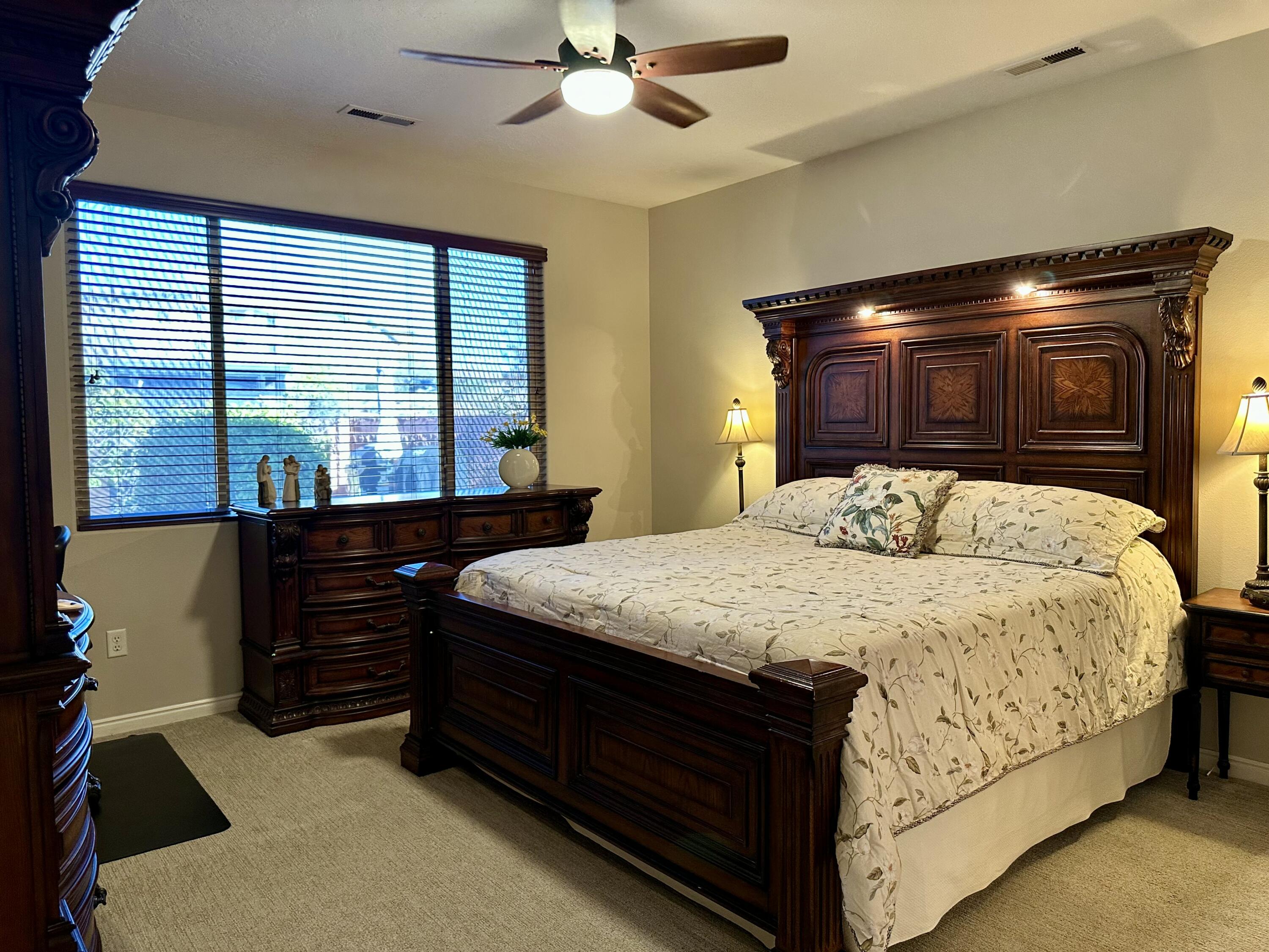 CORAL CANYON - Residential