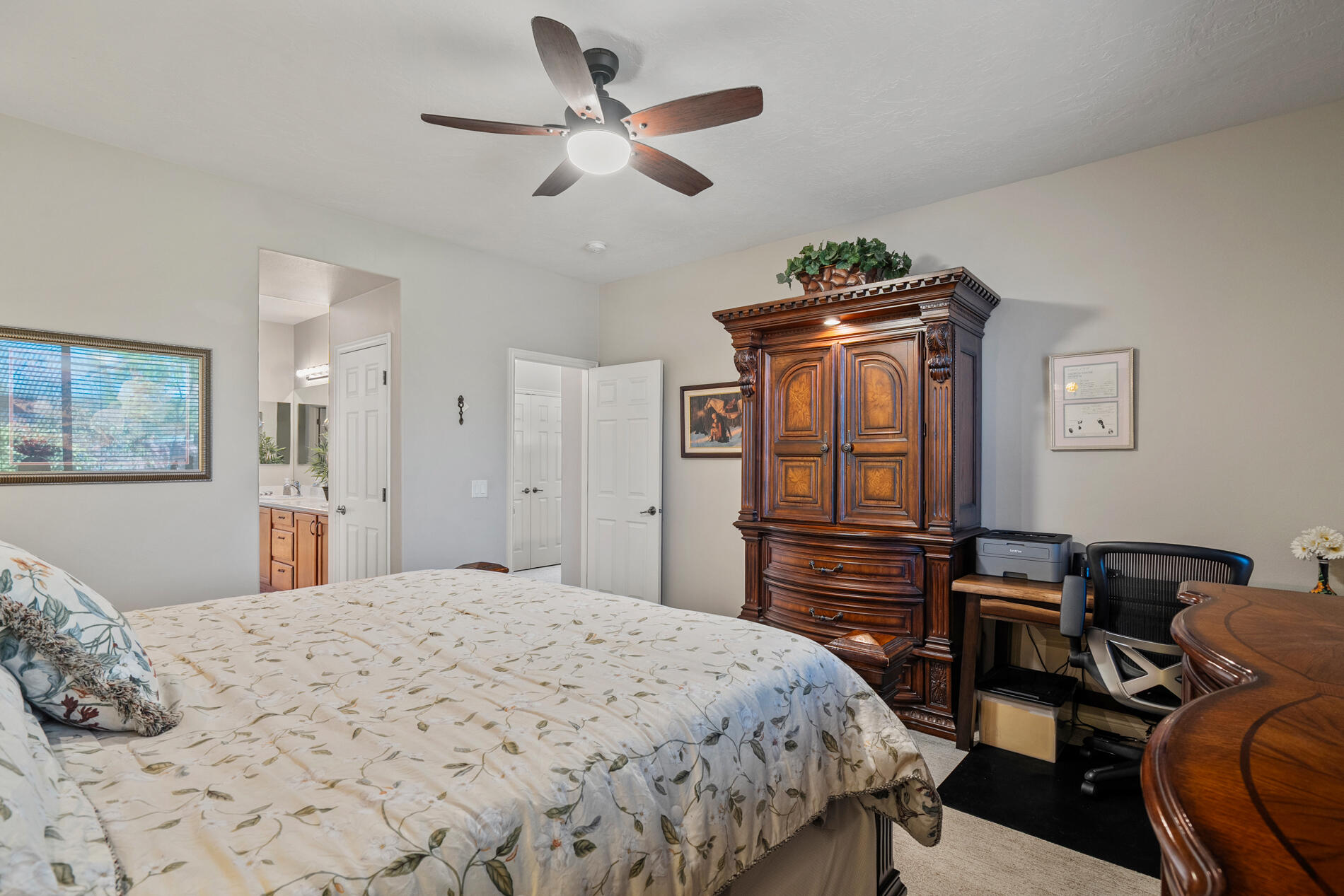 CORAL CANYON - Residential