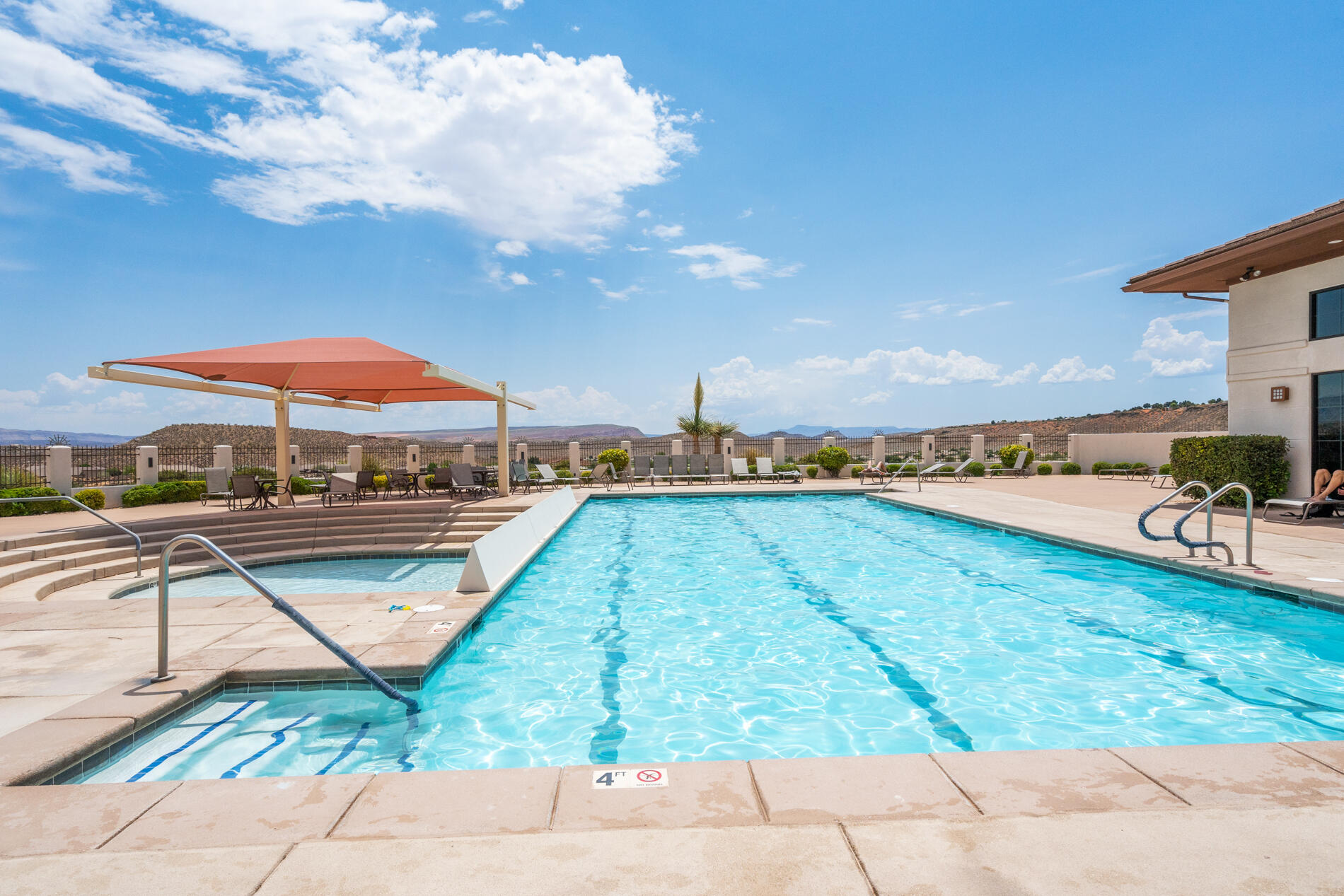 CORAL CANYON - Residential