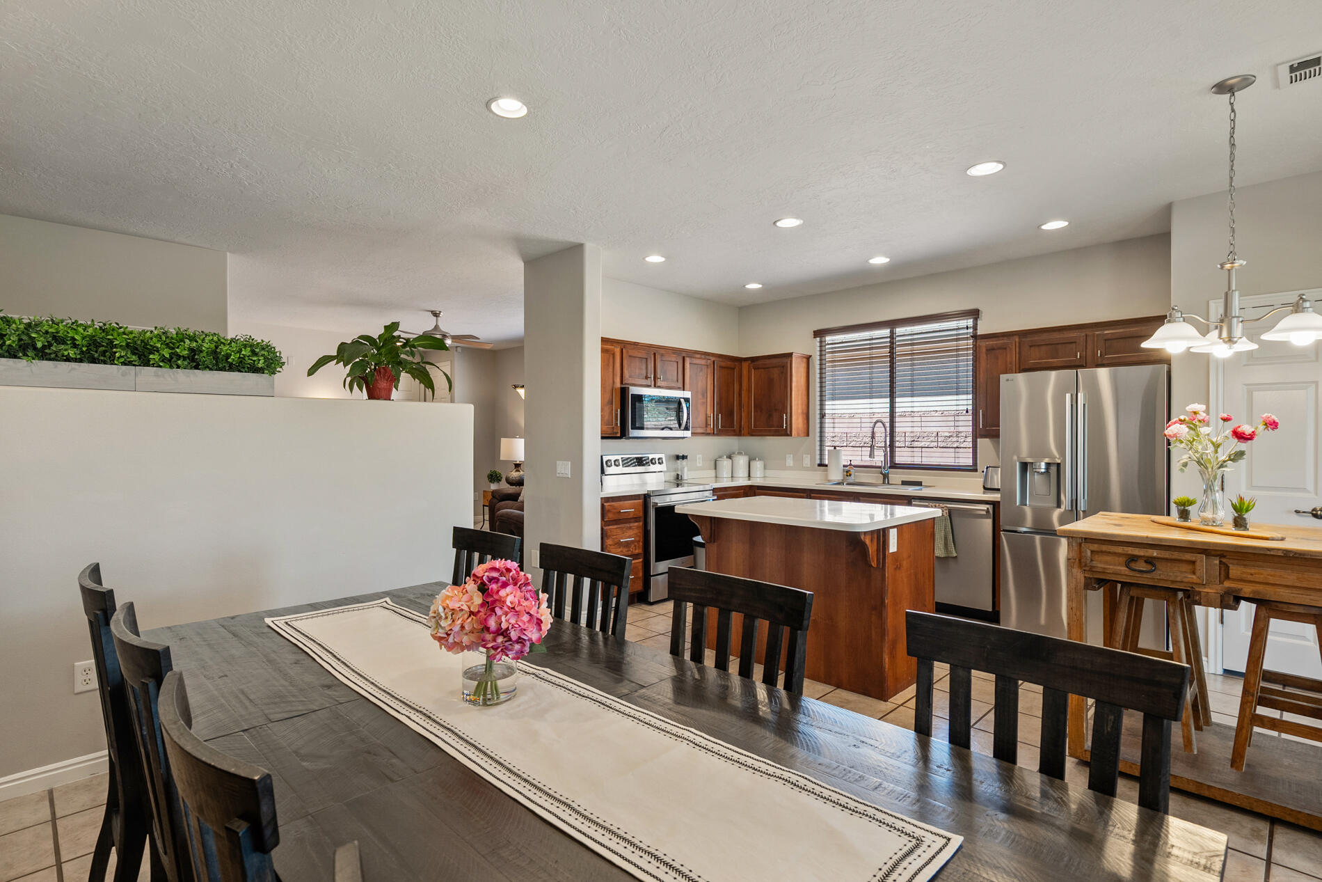 CORAL CANYON - Residential