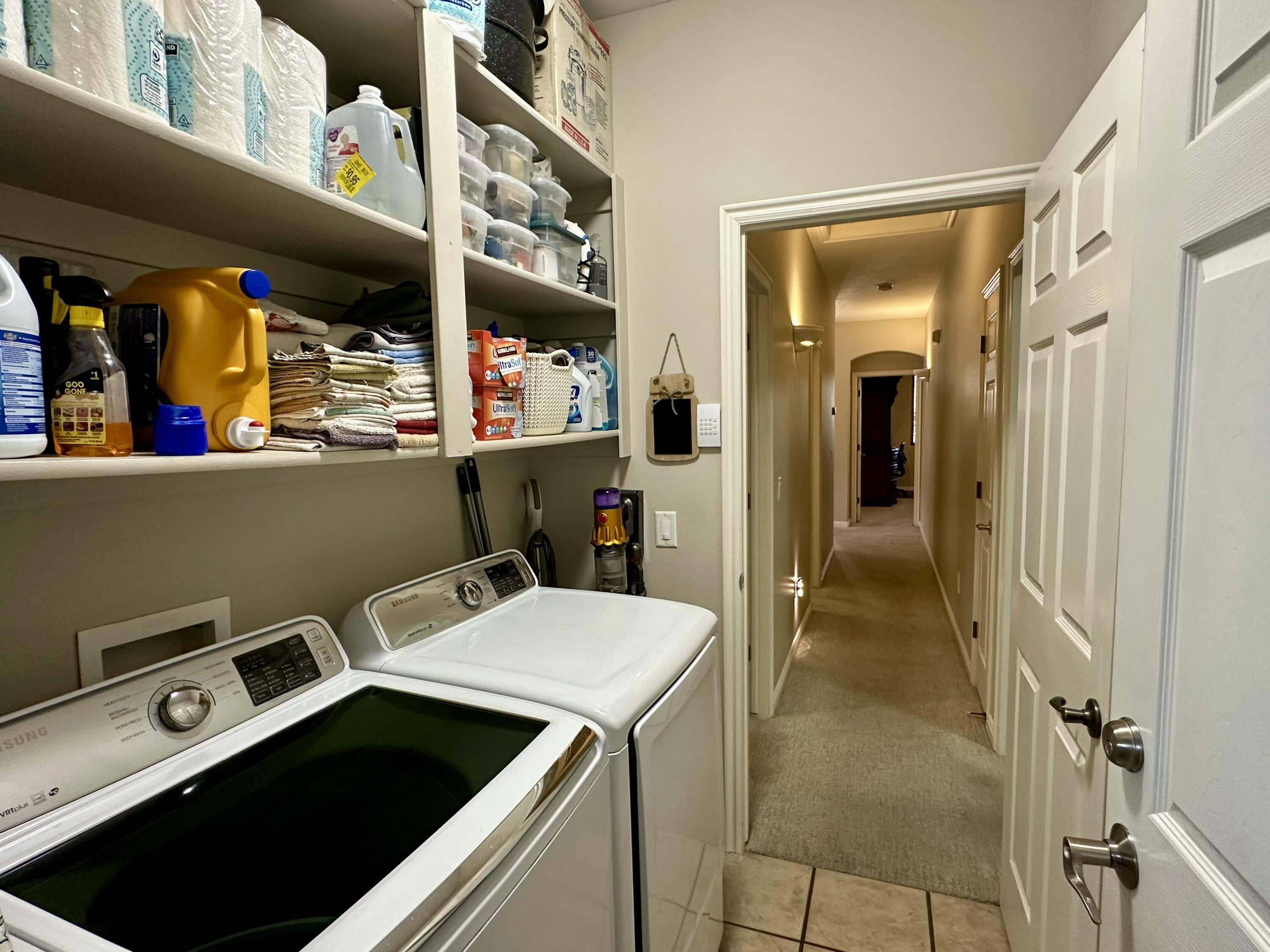 CORAL CANYON - Residential