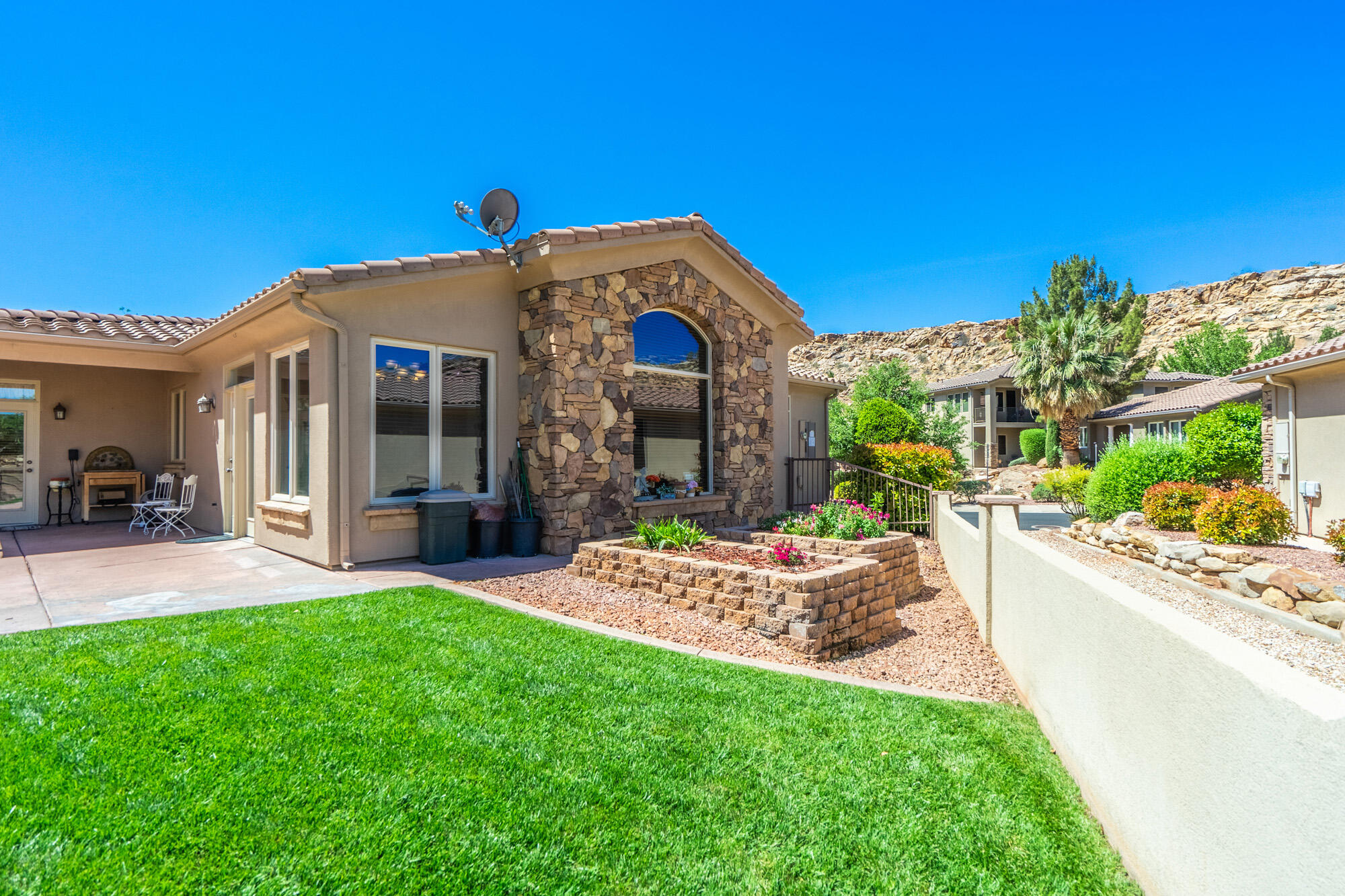 SIENNA CANYON AT WEBB HILL - Residential