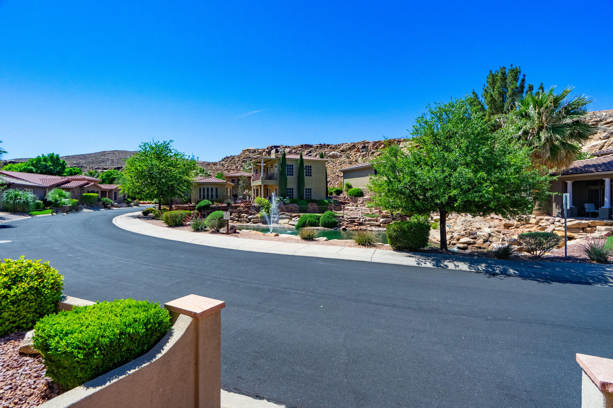 SIENNA CANYON AT WEBB HILL - Residential