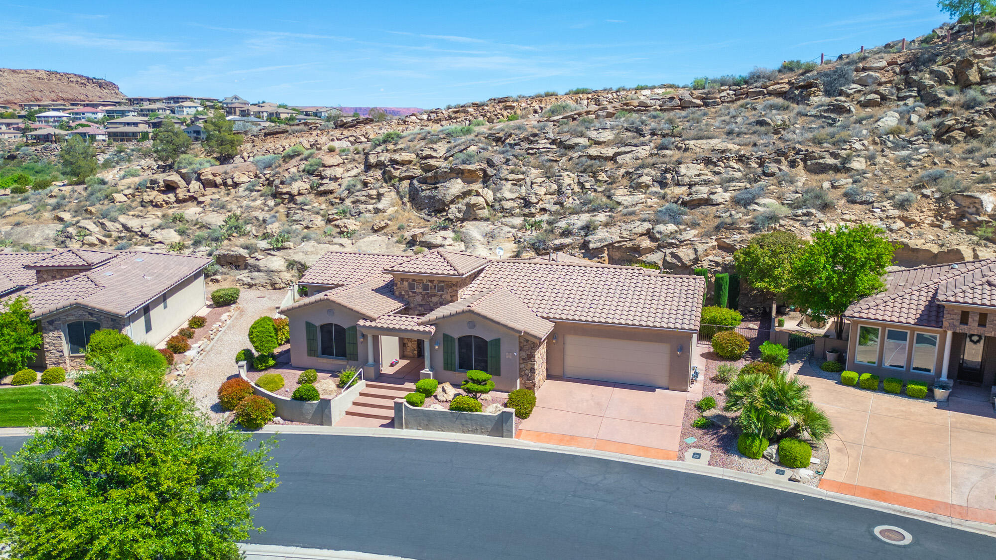 SIENNA CANYON AT WEBB HILL - Residential