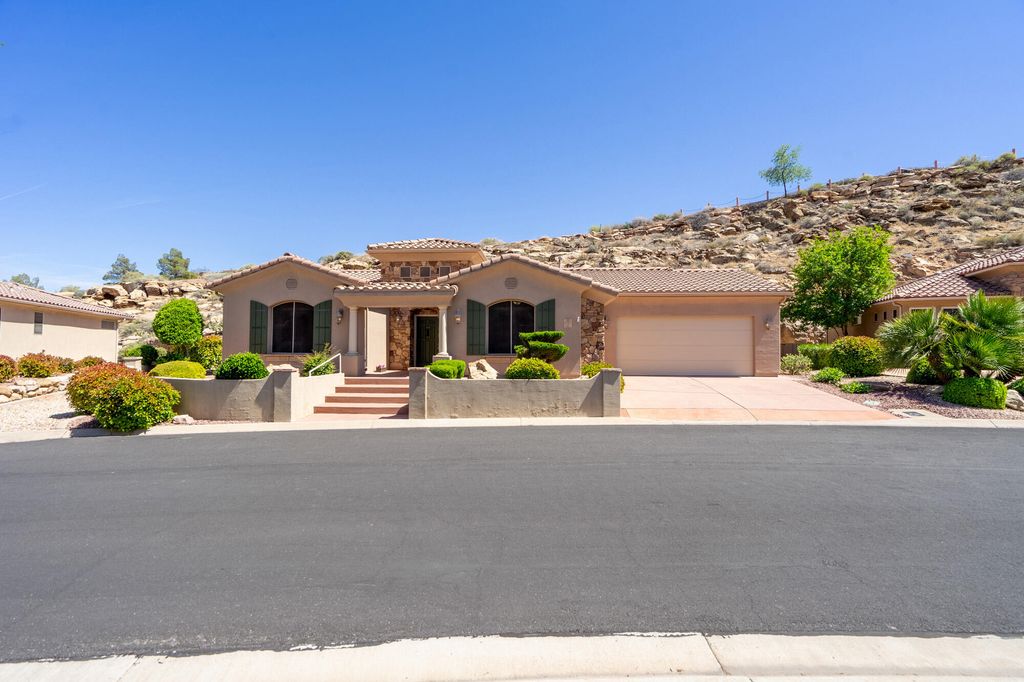 Photo of 1140 E Fort Pierce DR #6, Saint George, UT 84790 (MLS # 26-271426)