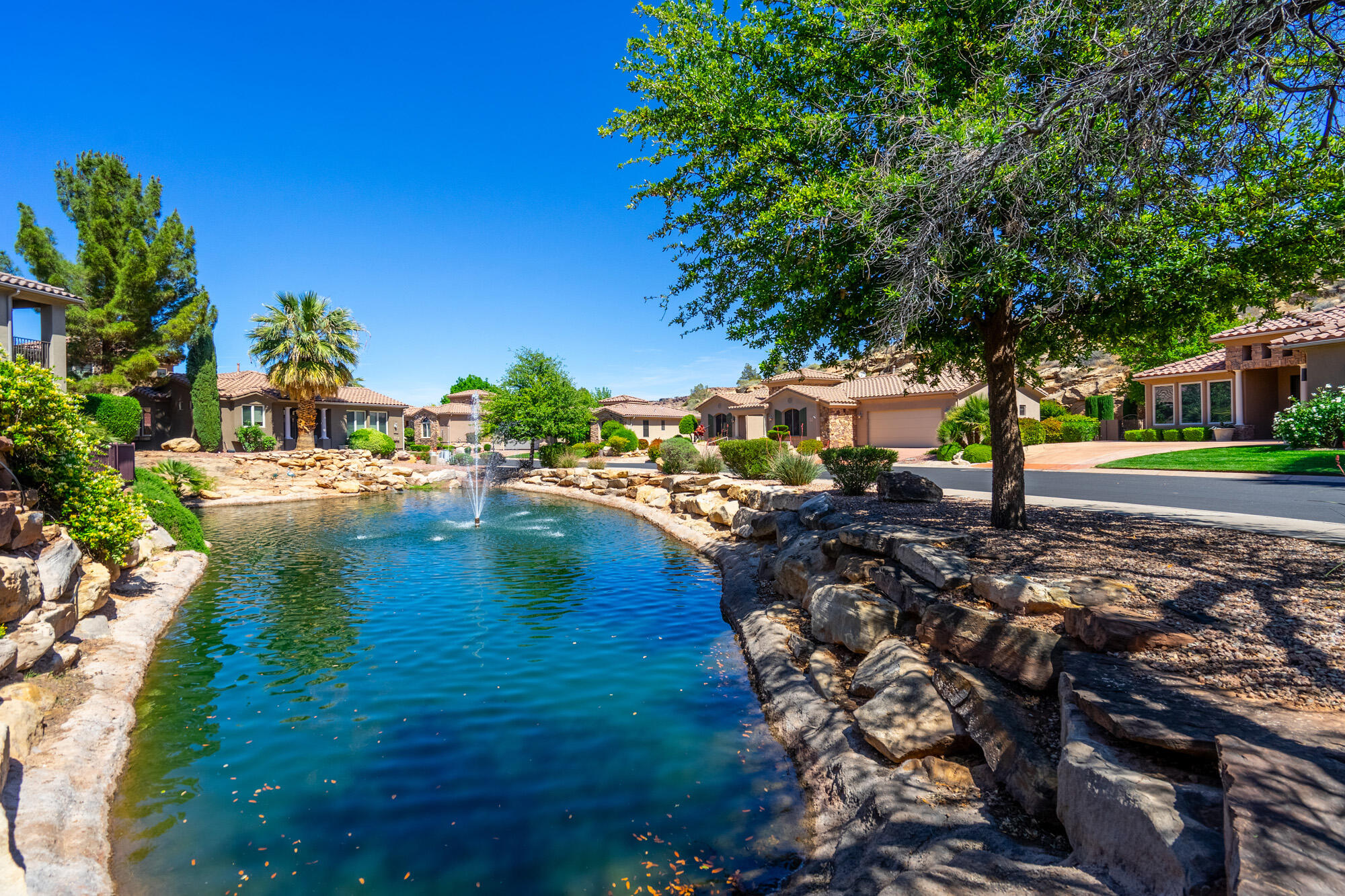 SIENNA CANYON AT WEBB HILL - Residential