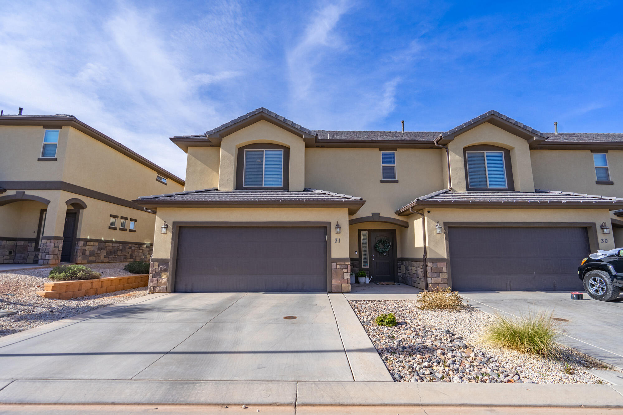 BLACKHAWK TH - Residential