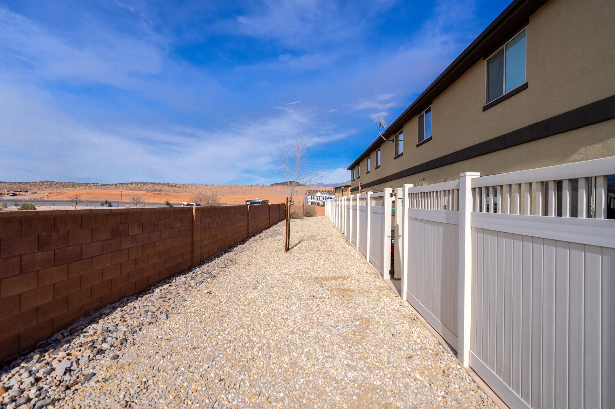 BLACKHAWK TH - Residential