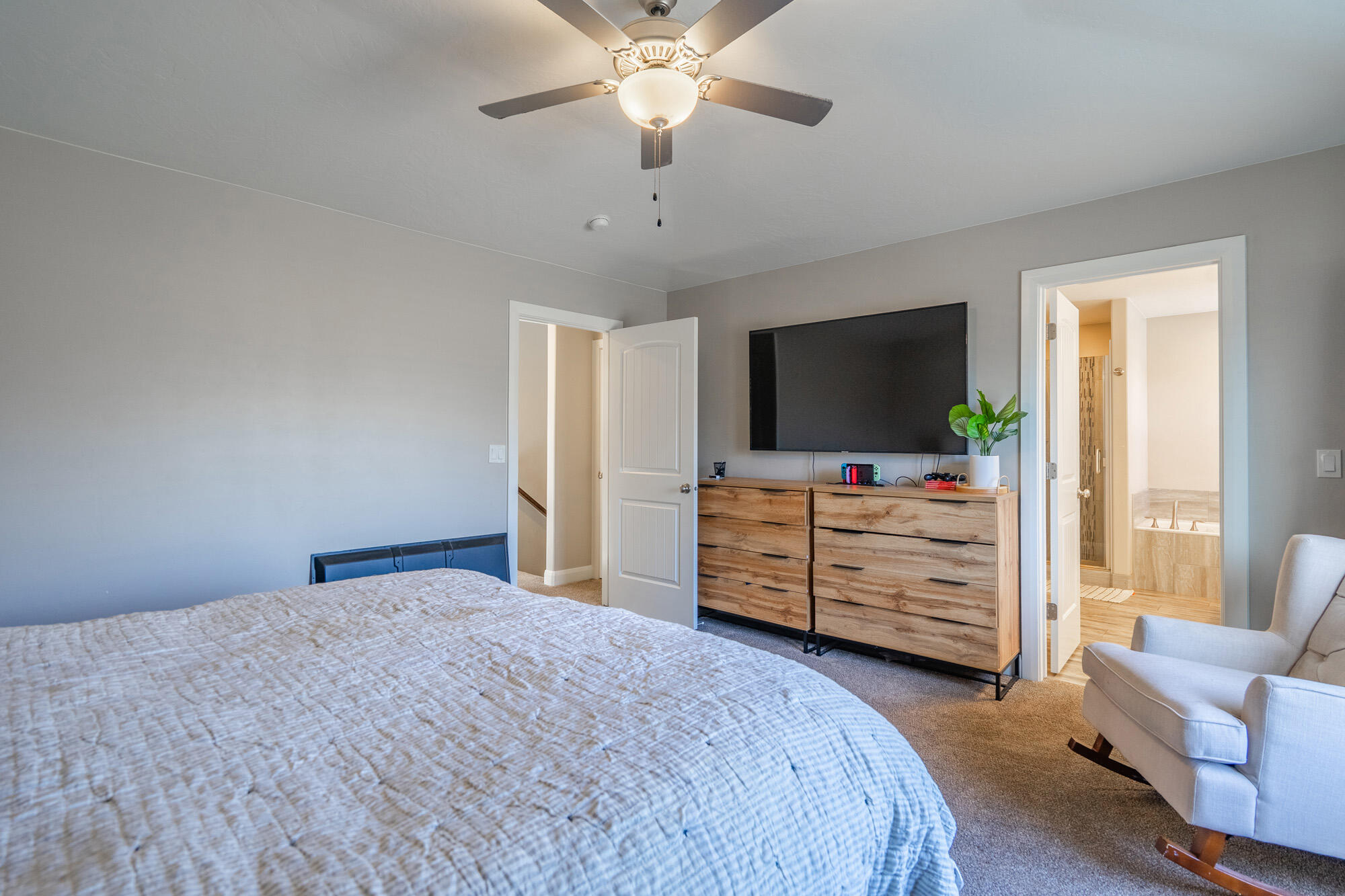 BLACKHAWK TH - Residential