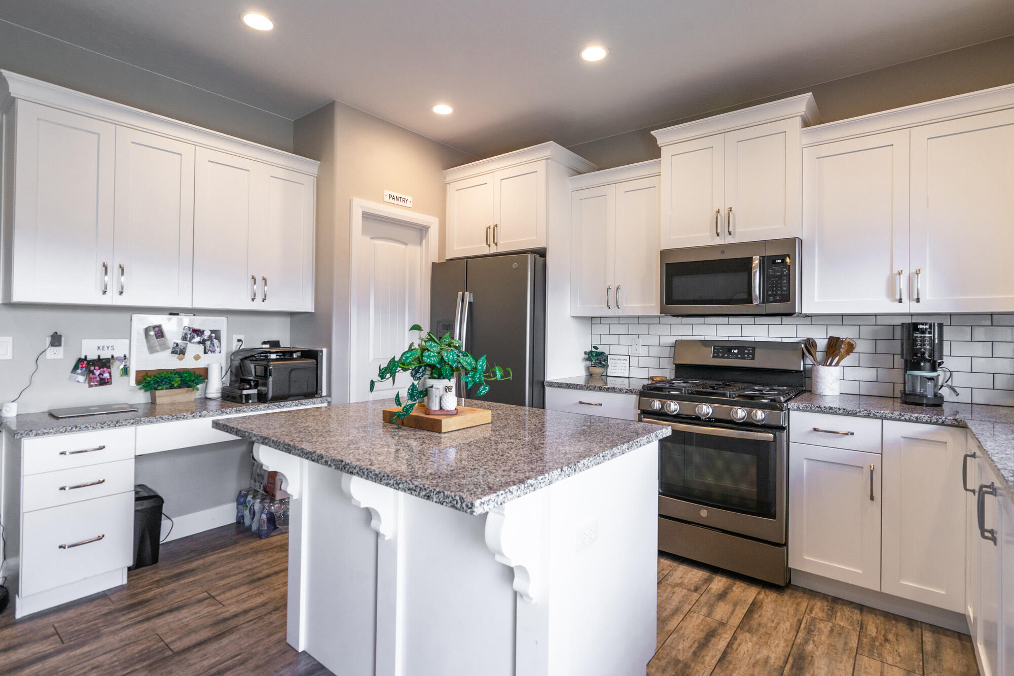 BLACKHAWK TH - Residential