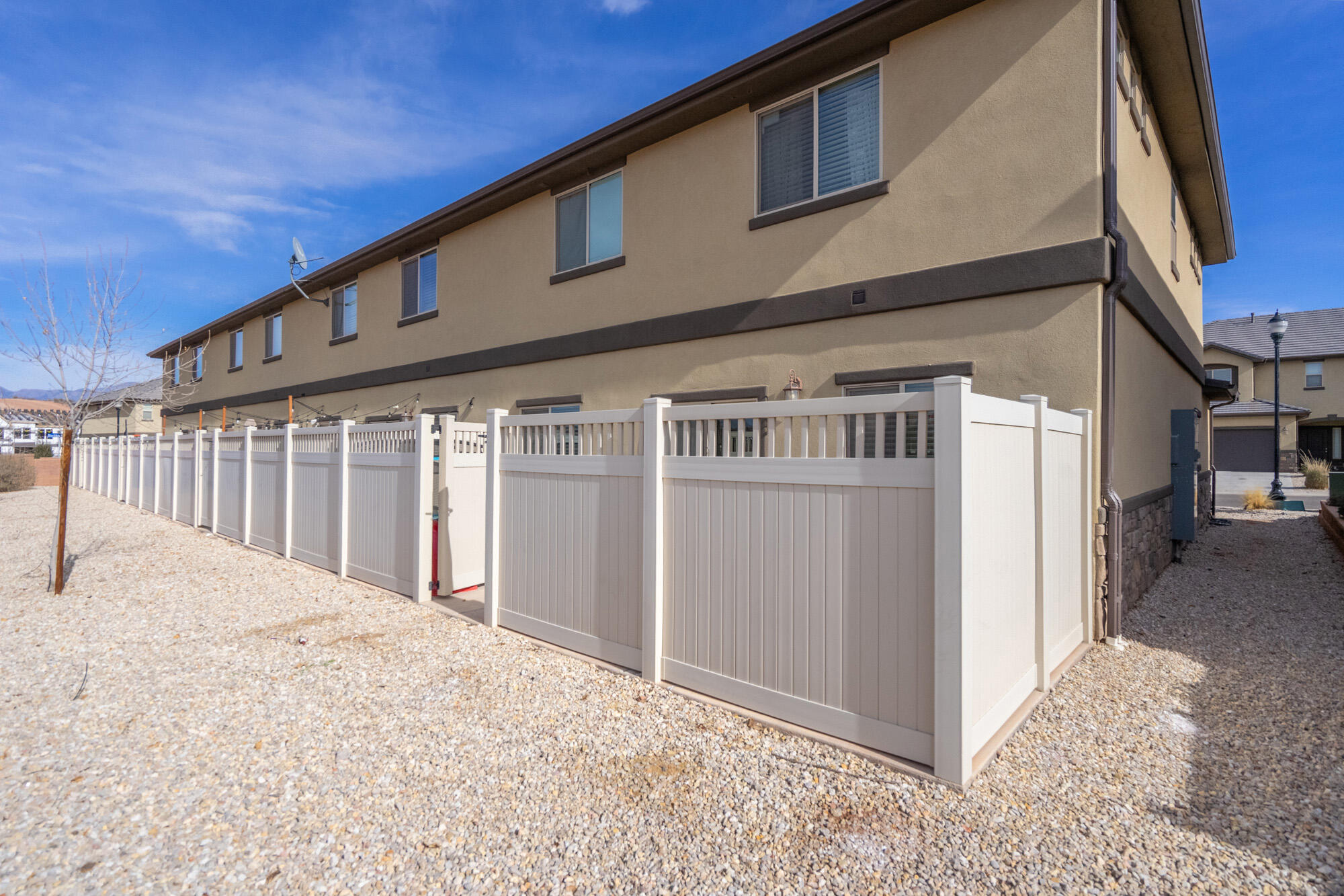 BLACKHAWK TH - Residential