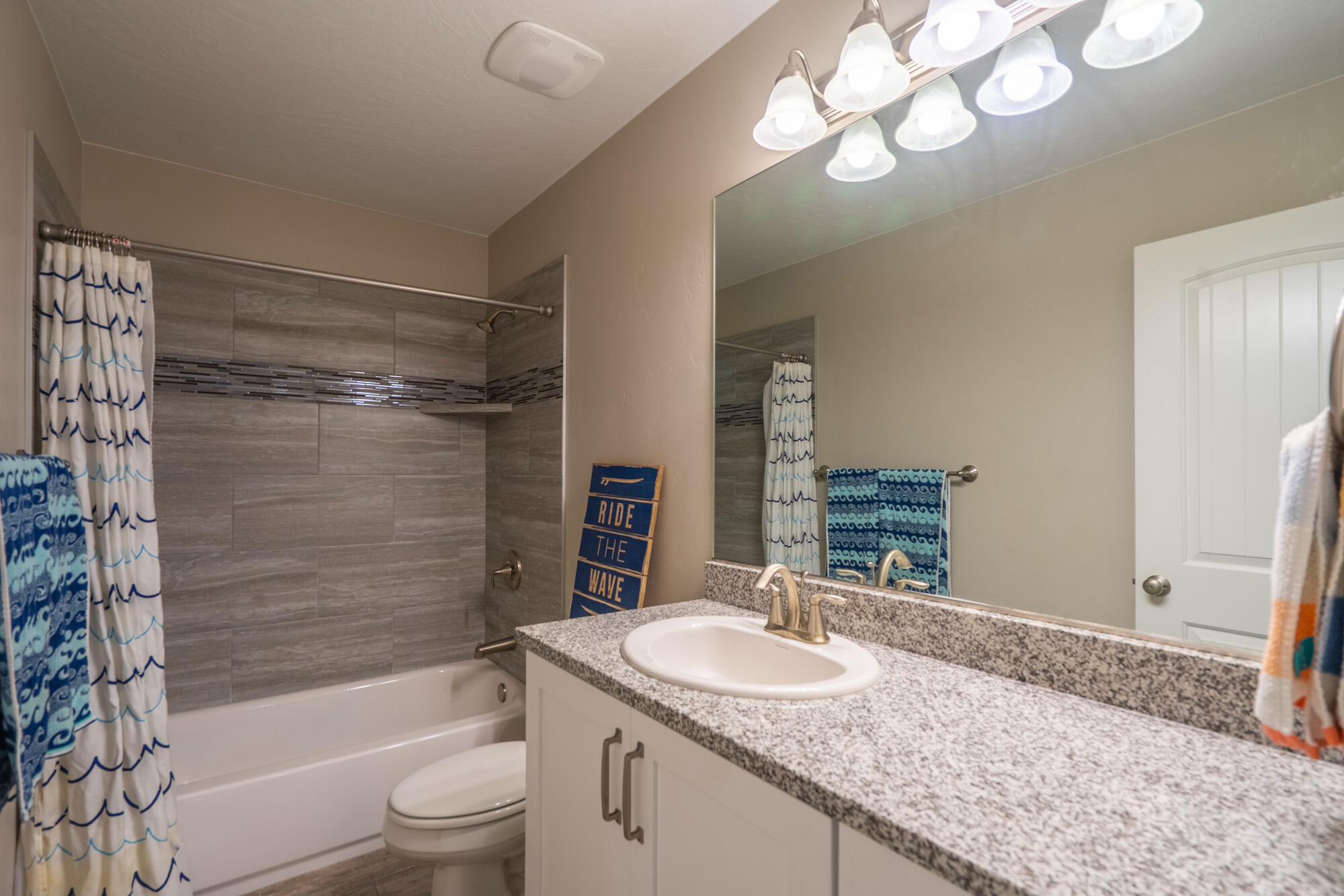 BLACKHAWK TH - Residential