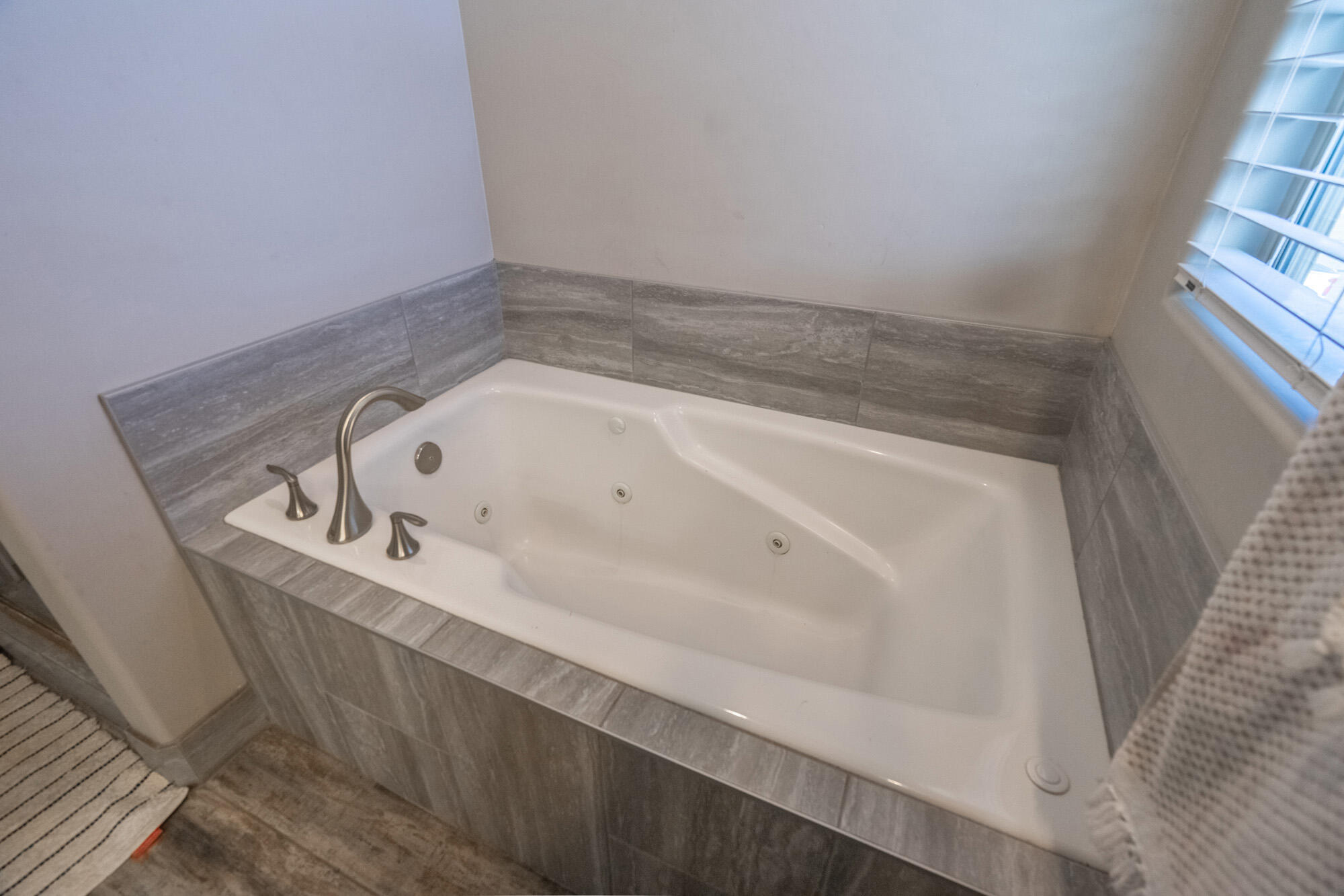 BLACKHAWK TH - Residential