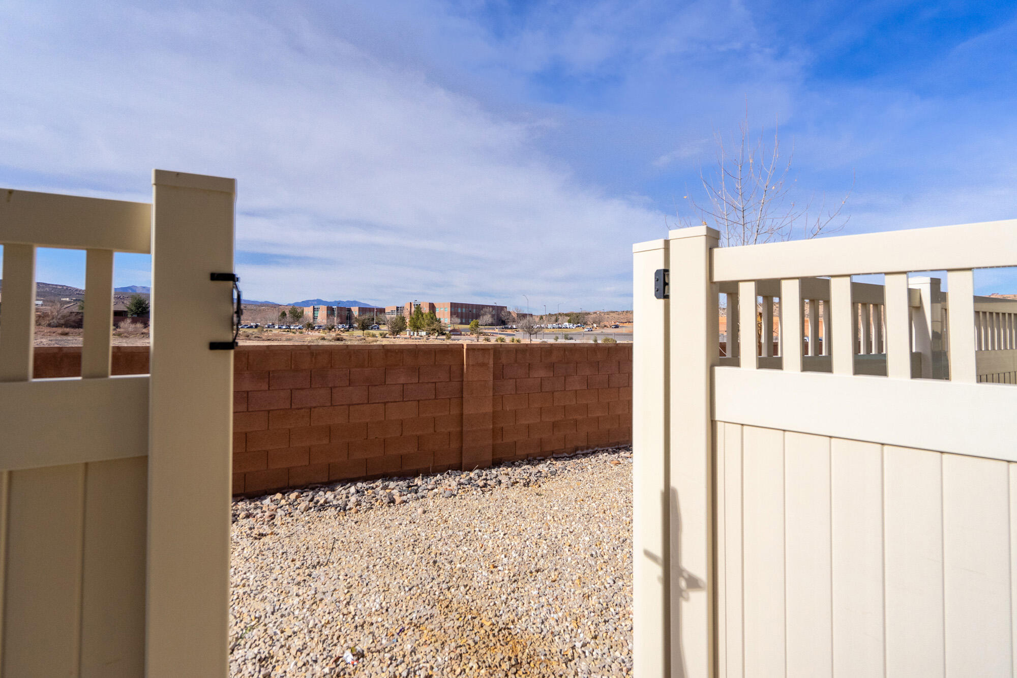 BLACKHAWK TH - Residential