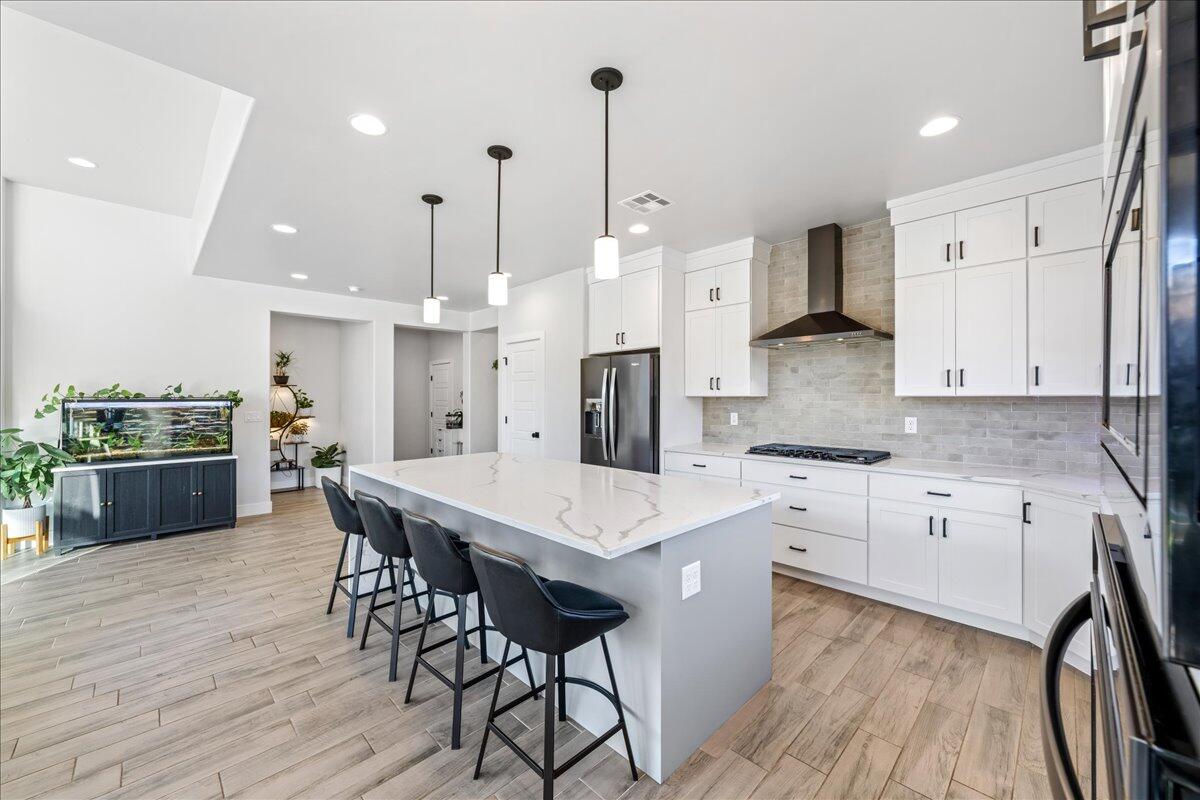 VILLAS AT GREEN SPRING - Residential