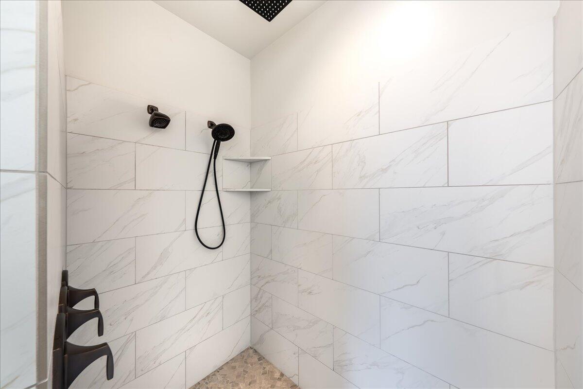 VILLAS AT GREEN SPRING - Residential