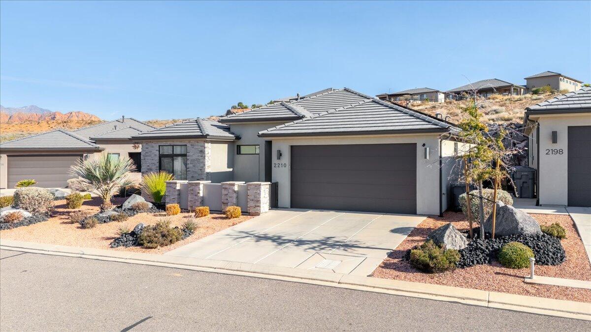 VILLAS AT GREEN SPRING - Residential