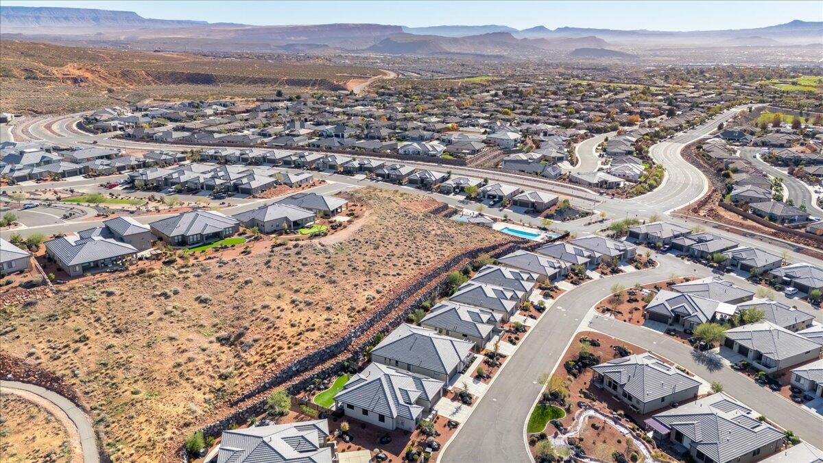 VILLAS AT GREEN SPRING - Residential