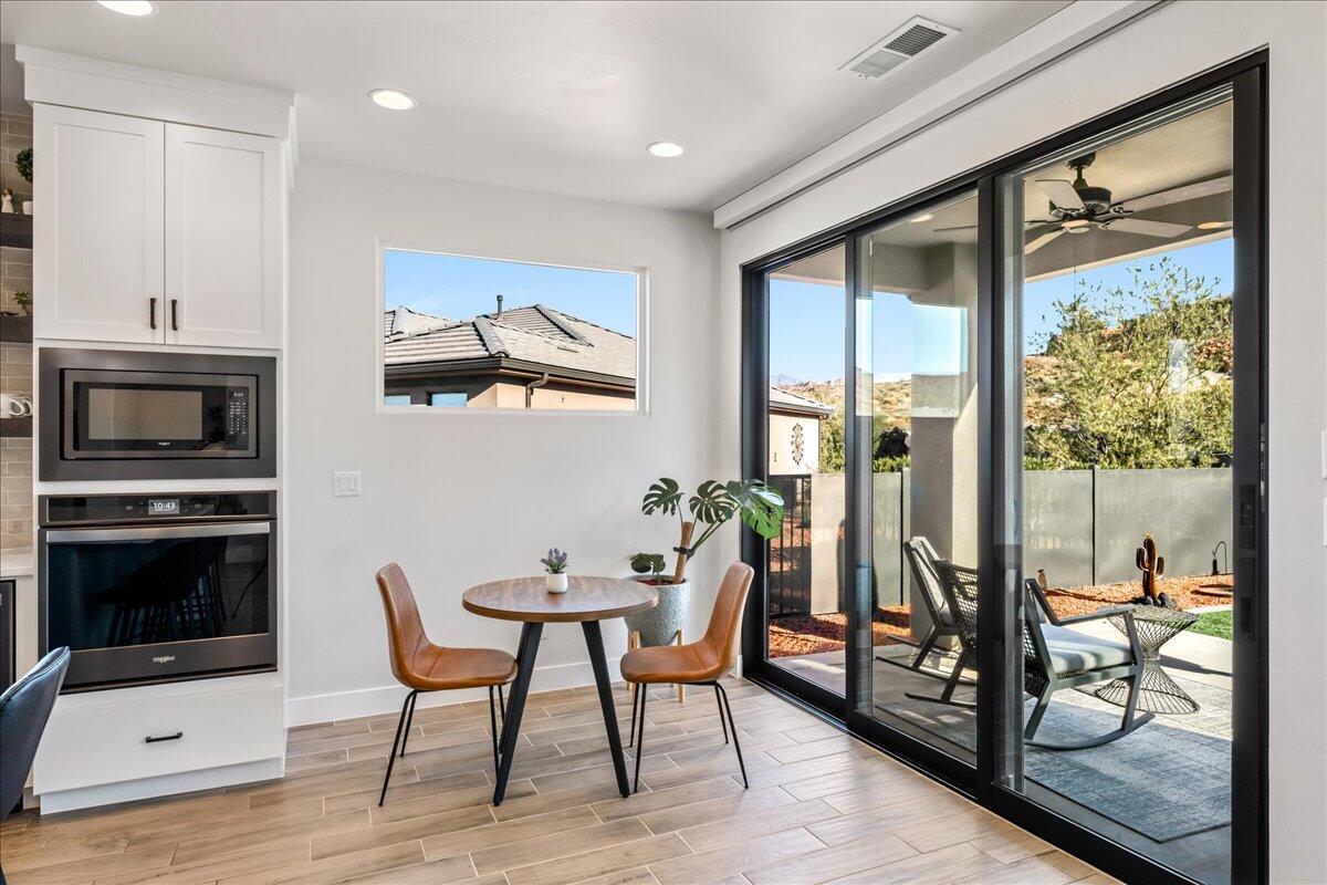 VILLAS AT GREEN SPRING - Residential