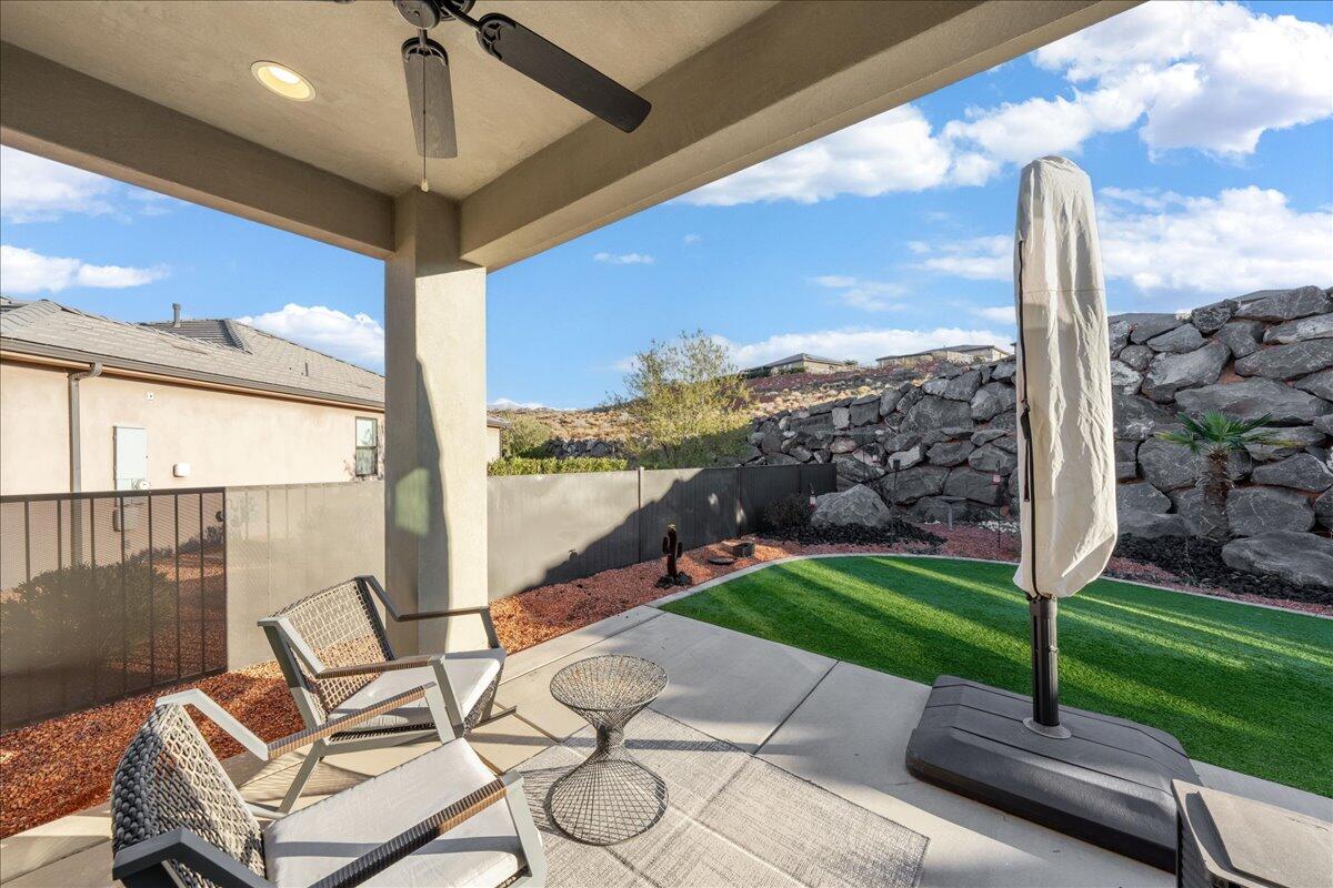 VILLAS AT GREEN SPRING - Residential