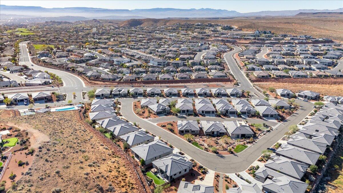 VILLAS AT GREEN SPRING - Residential