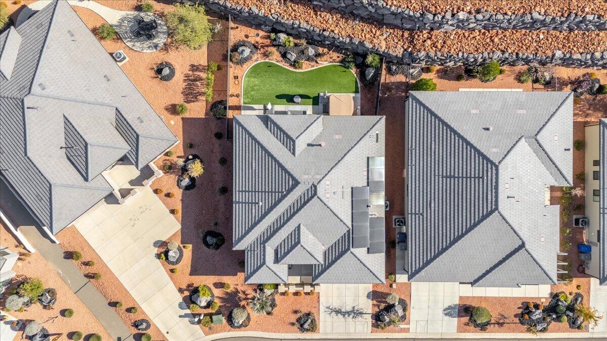 VILLAS AT GREEN SPRING - Residential