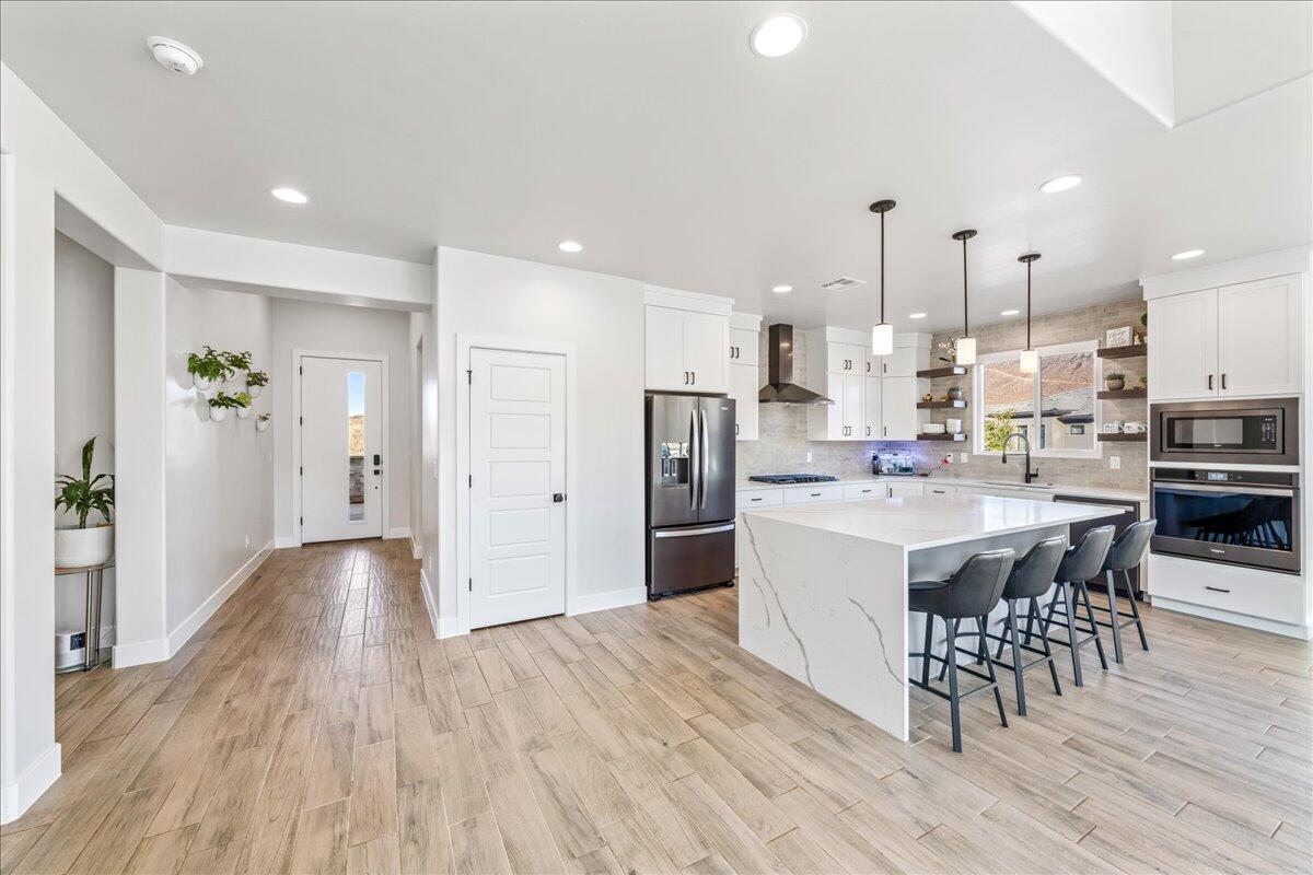 VILLAS AT GREEN SPRING - Residential