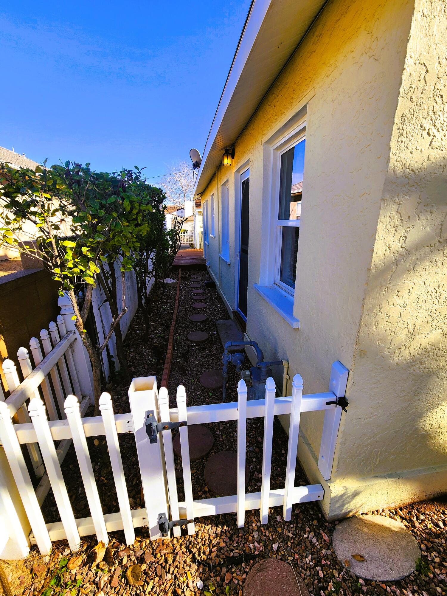 ST GEORGE TOWNSITE - Residential