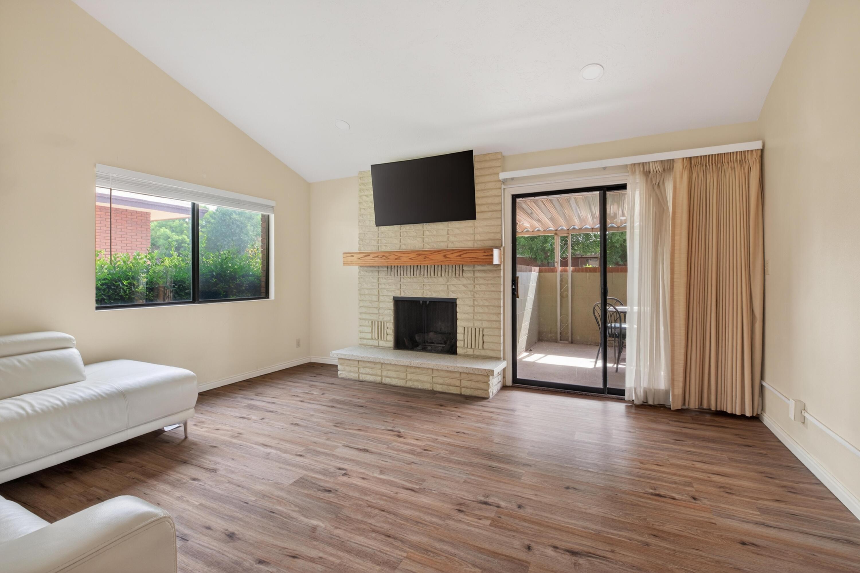 ST GEORGE SNOW PK TOWNHOMES - Residential