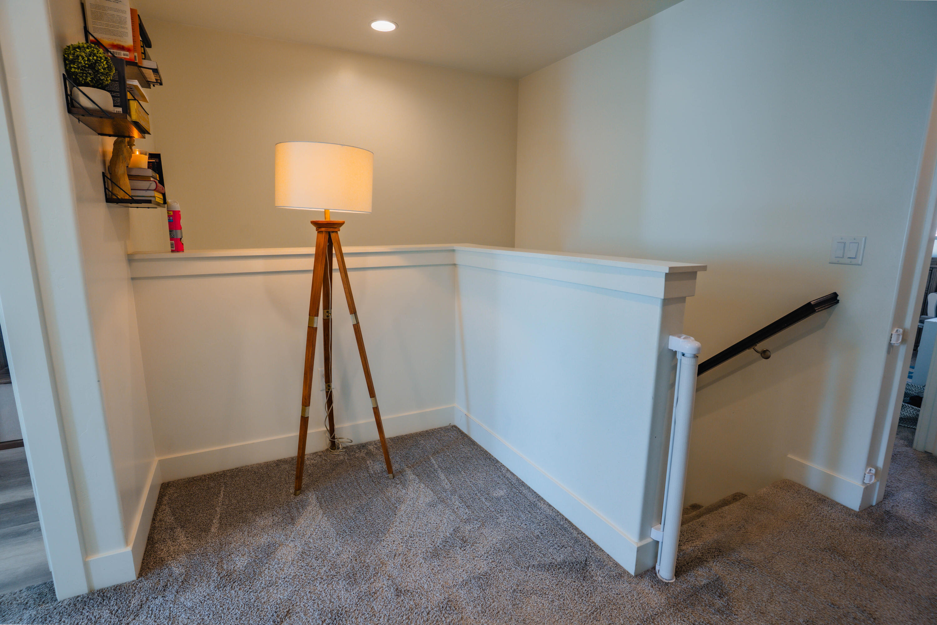 DESERT BLUFF AT DESERT CANYONS TOWNHOMES - Residential