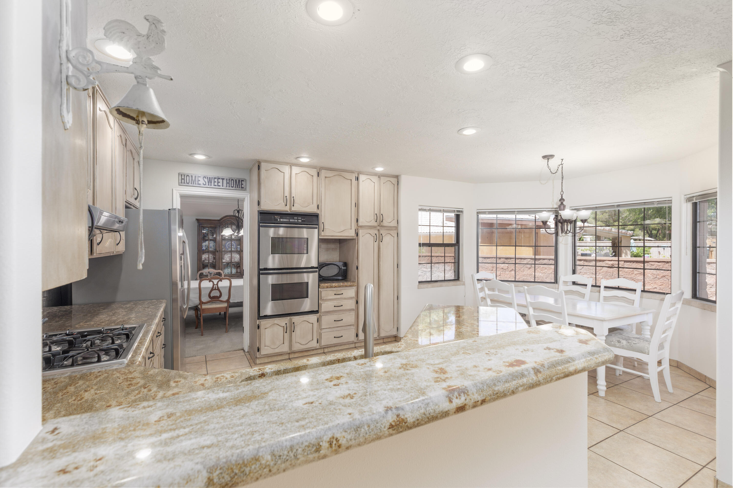 SUNSET PLATEAU - Residential