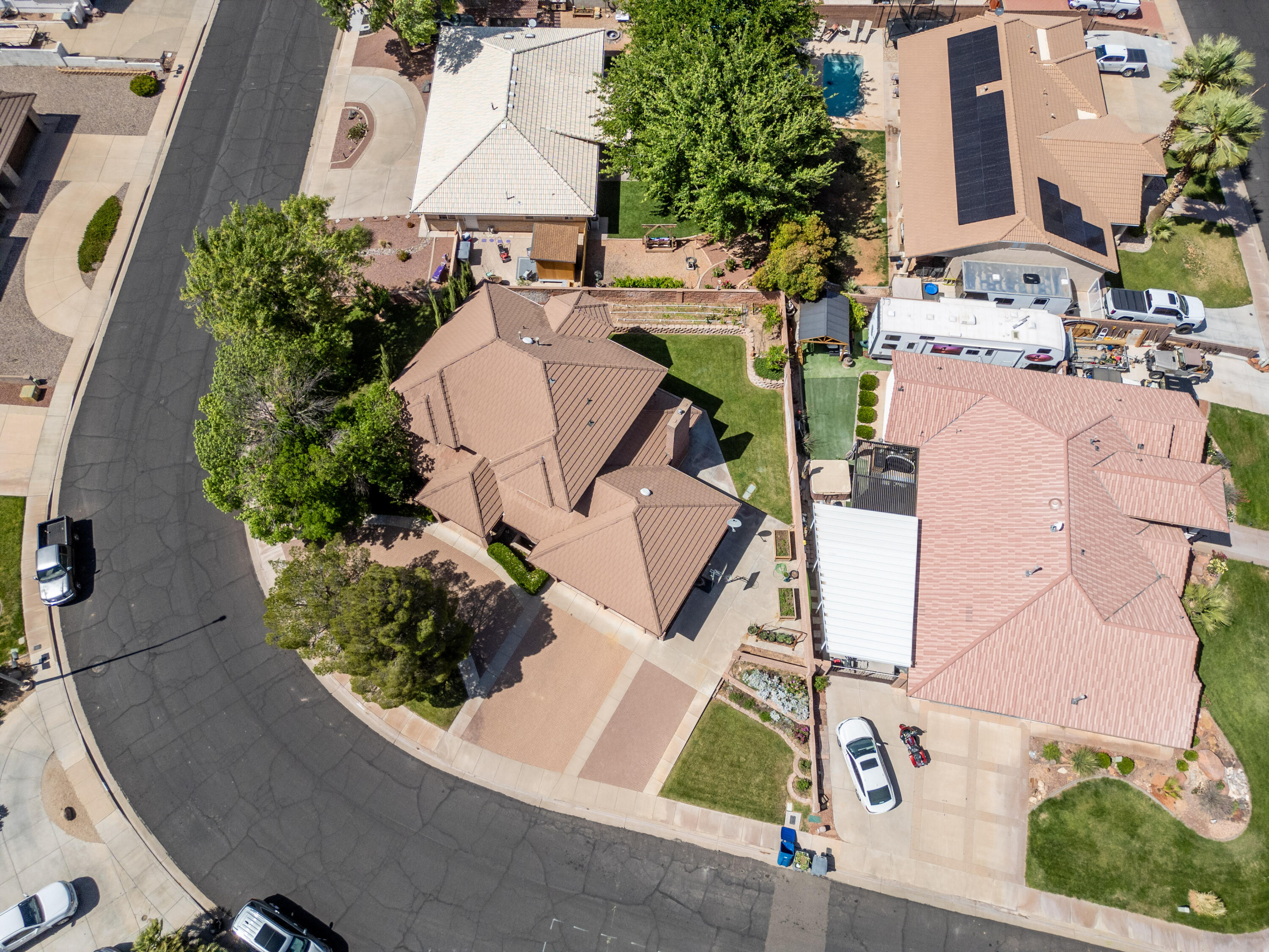 SUNSET PLATEAU - Residential